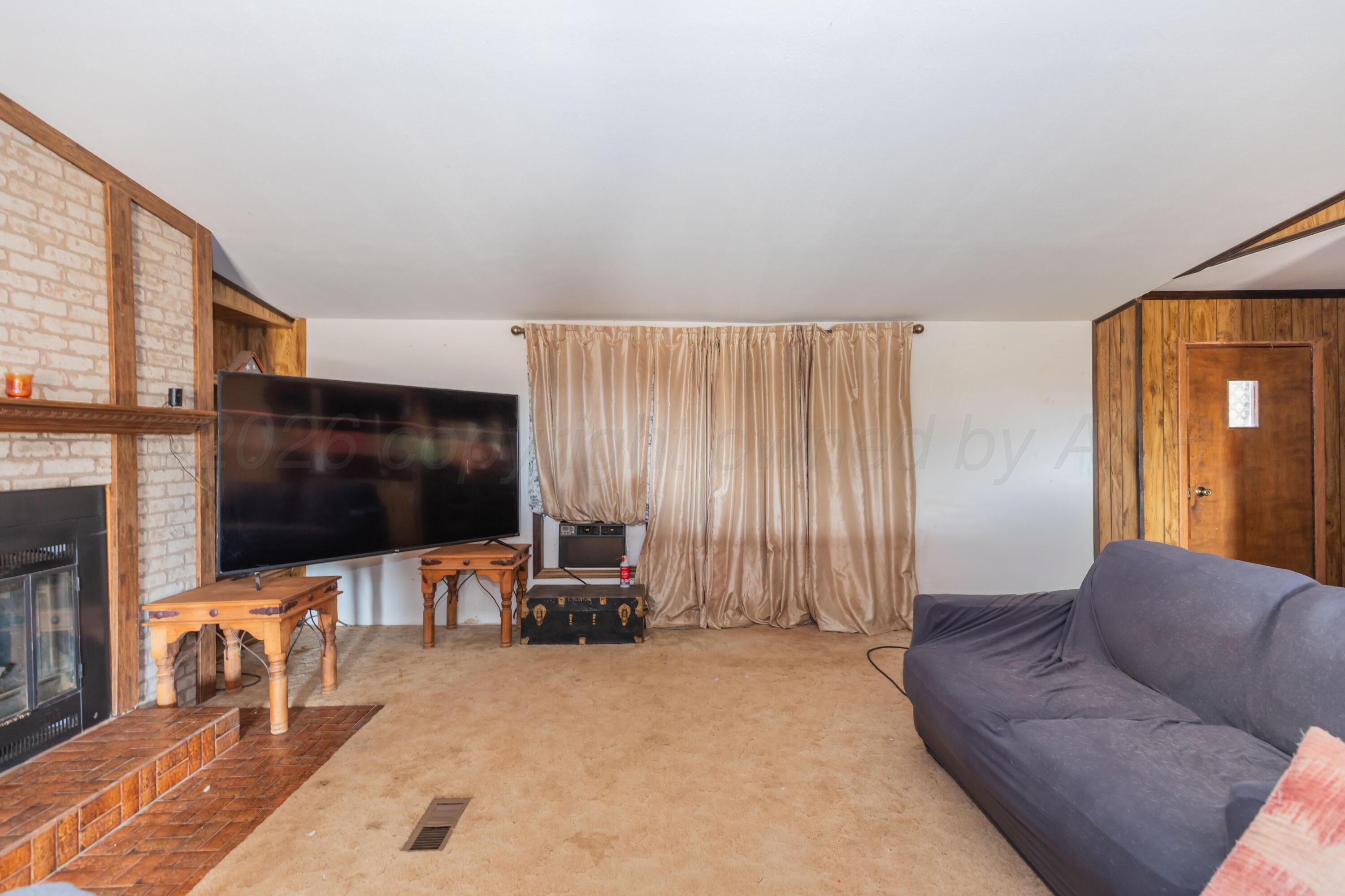 23095 Windmill Road Property Photo 17