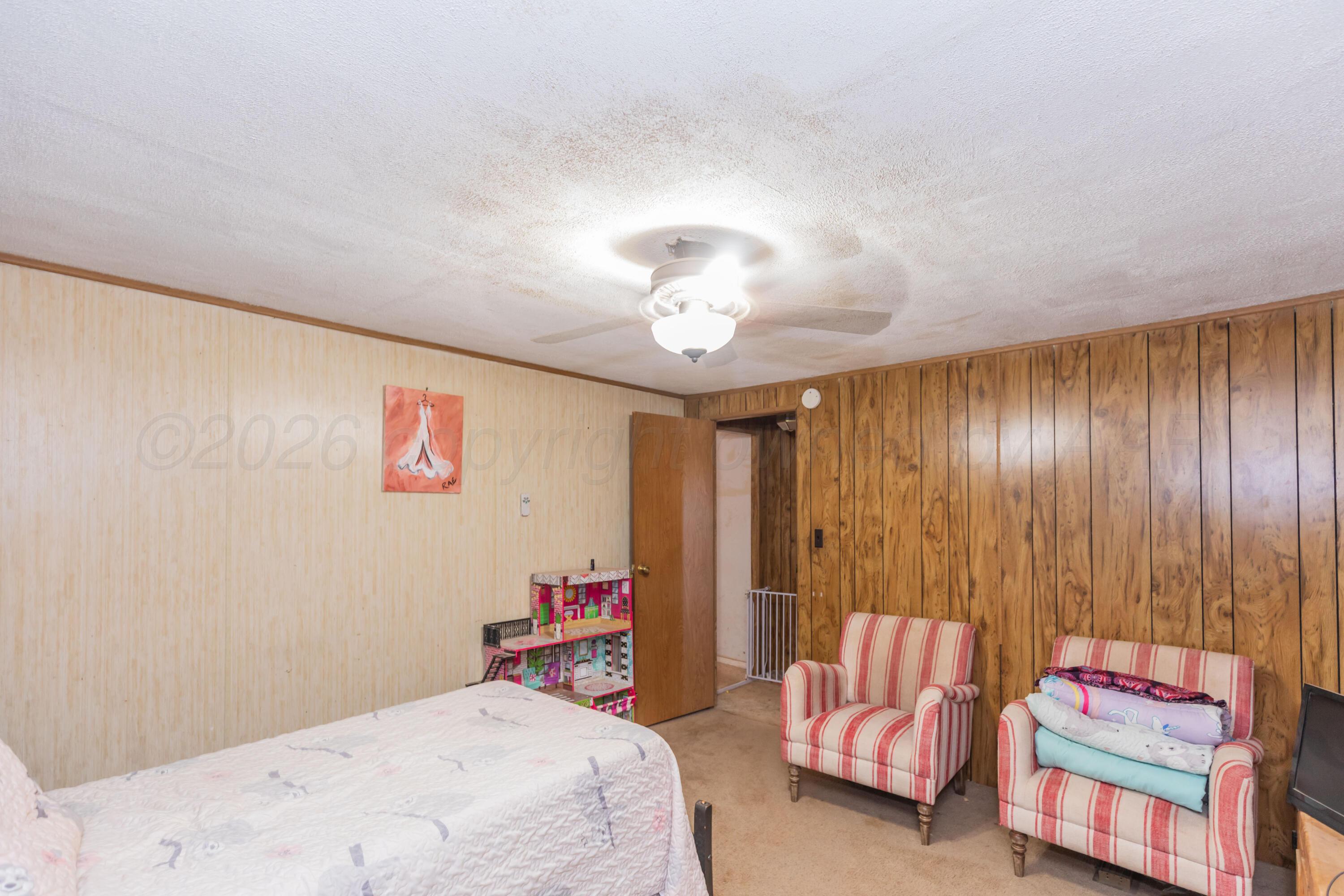 23095 Windmill Road Property Photo 19