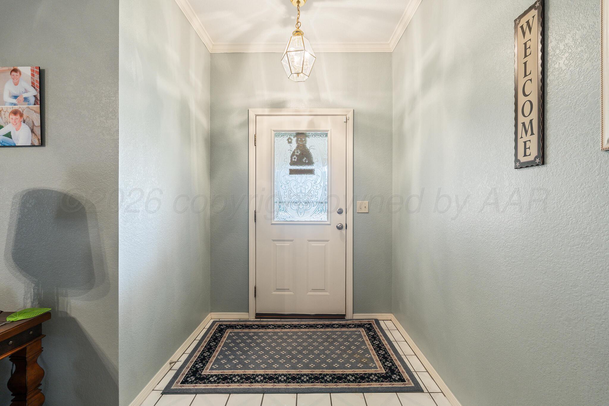 6704 Admiral Court Property Photo 5