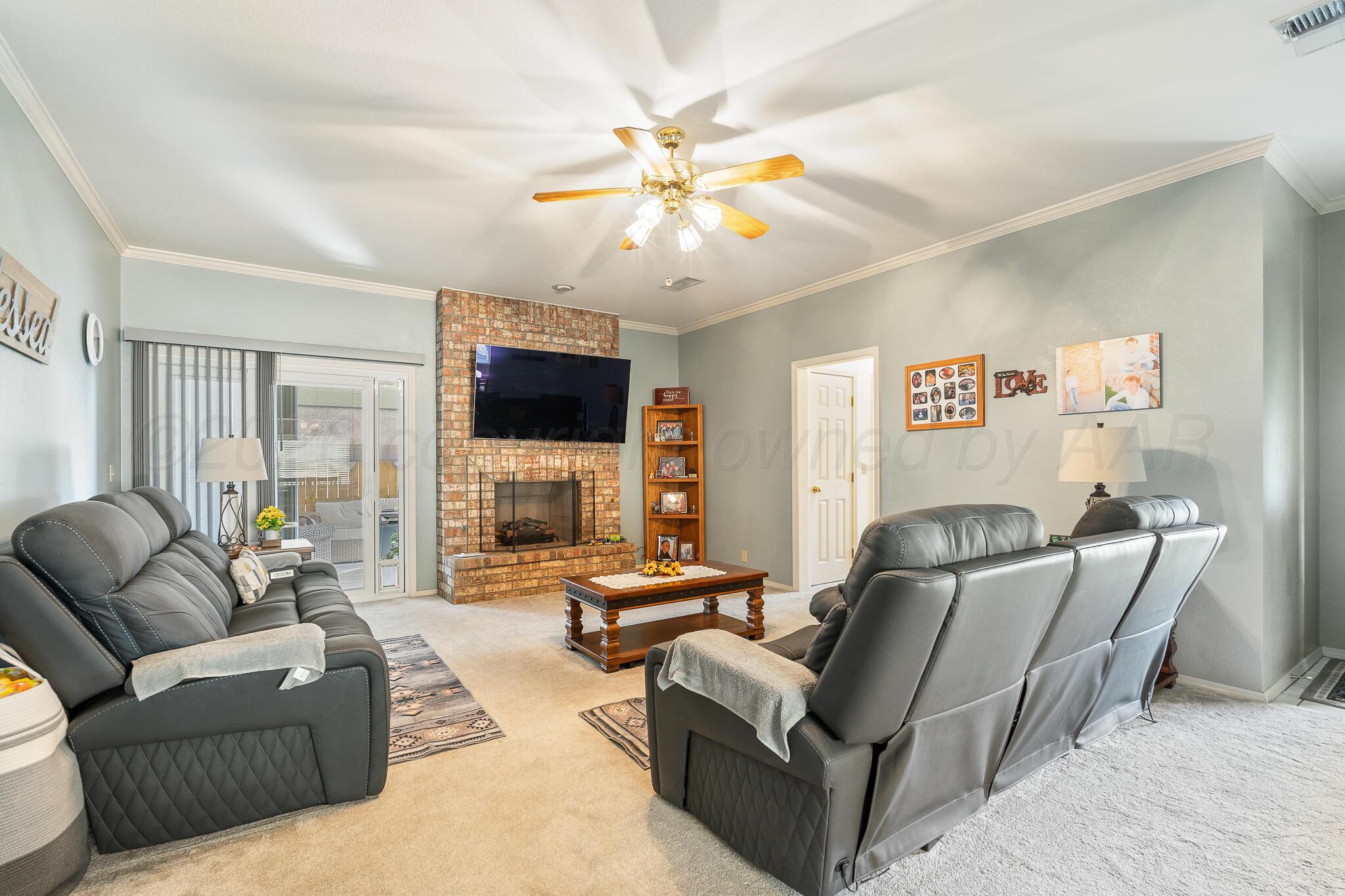 6704 Admiral Court Property Photo 6