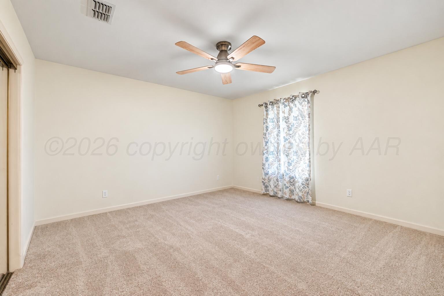 6704 Admiral Court Property Photo 11