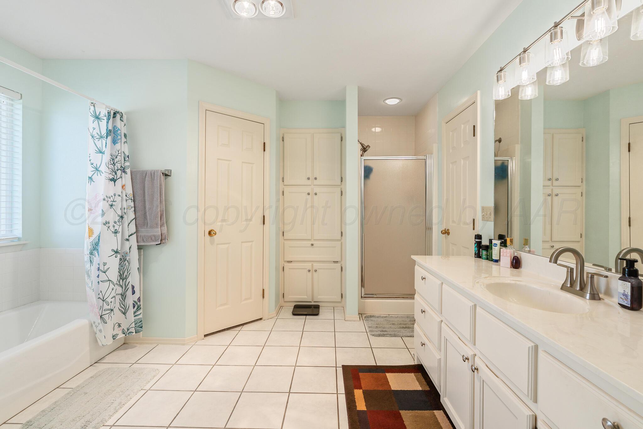 6704 Admiral Court Property Photo 17