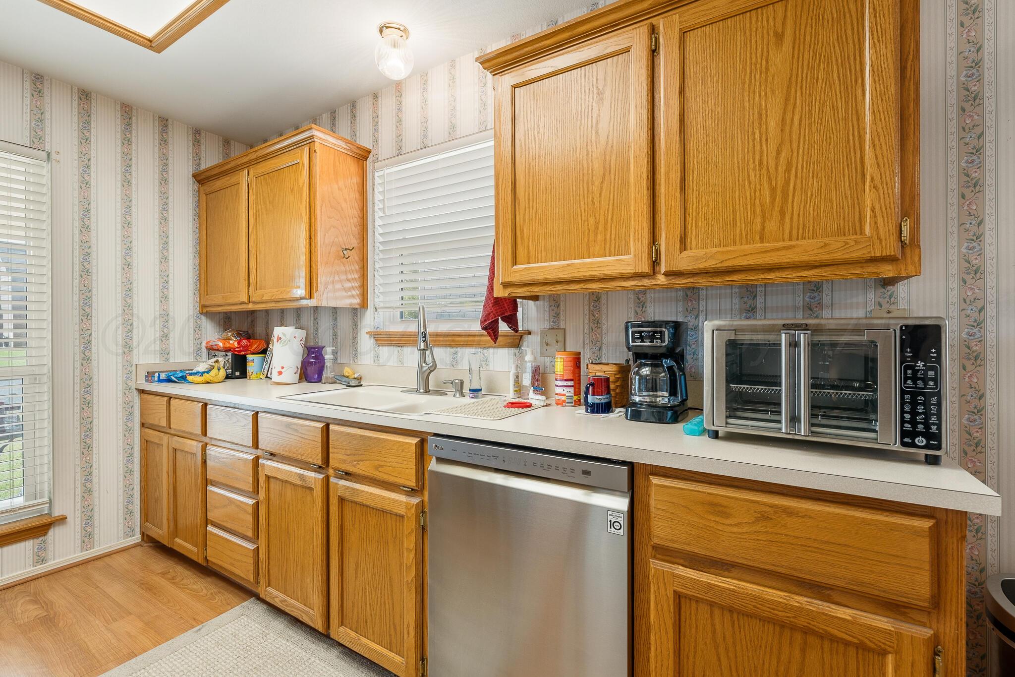 6704 Admiral Court Property Photo 19