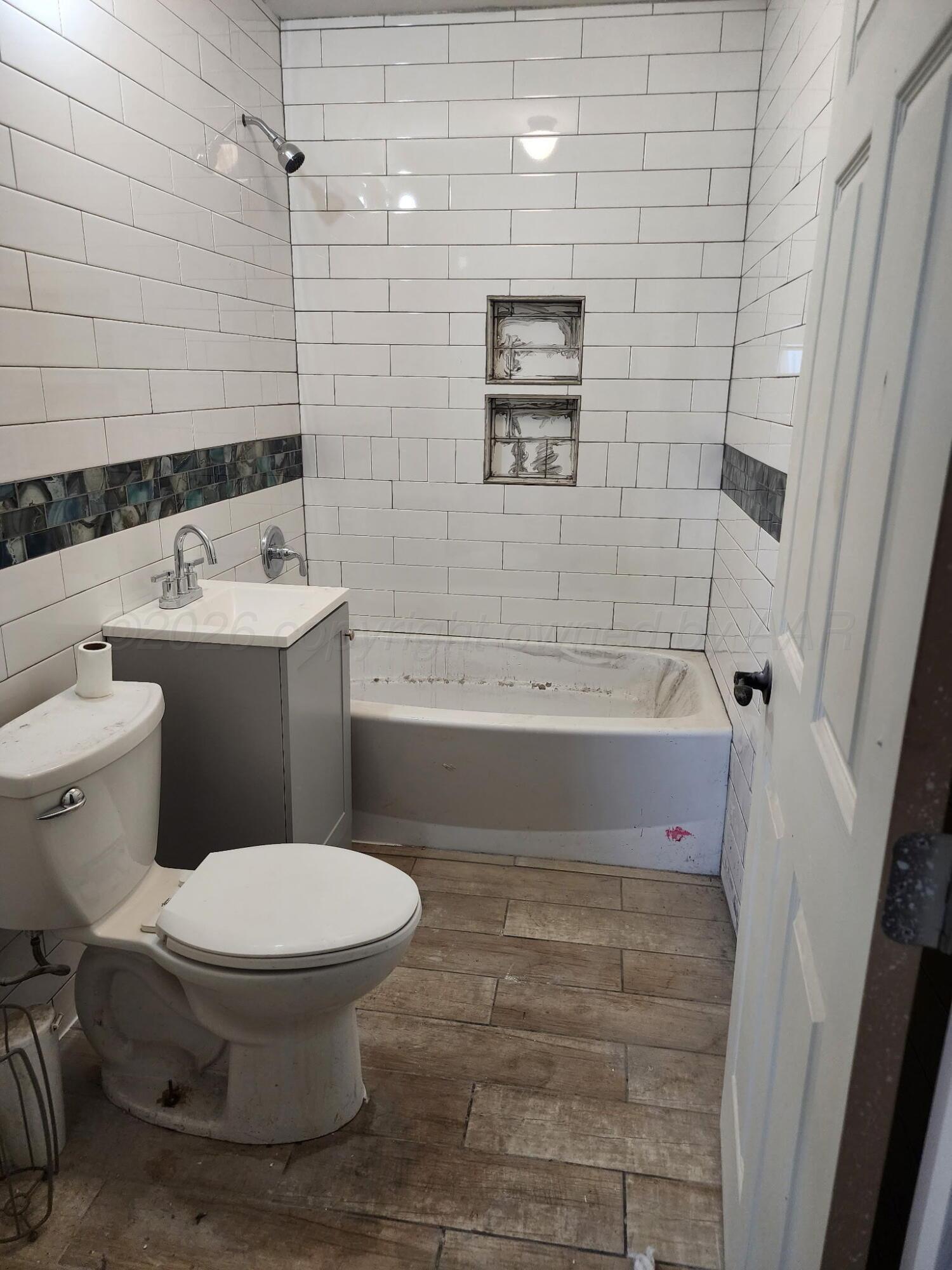 124 Cottonwood Street Property Photo 7