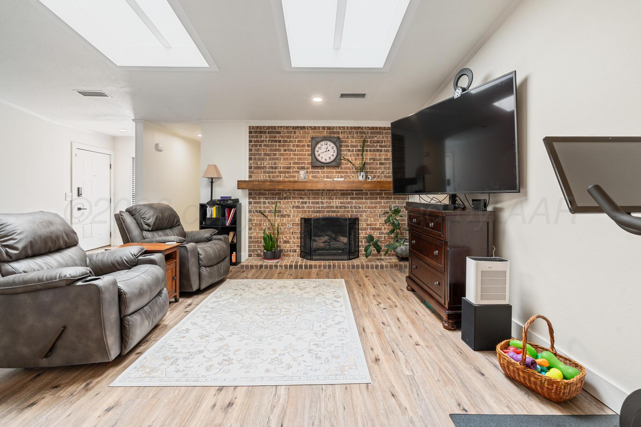 5922 Amberwood Lane Property Photo 10