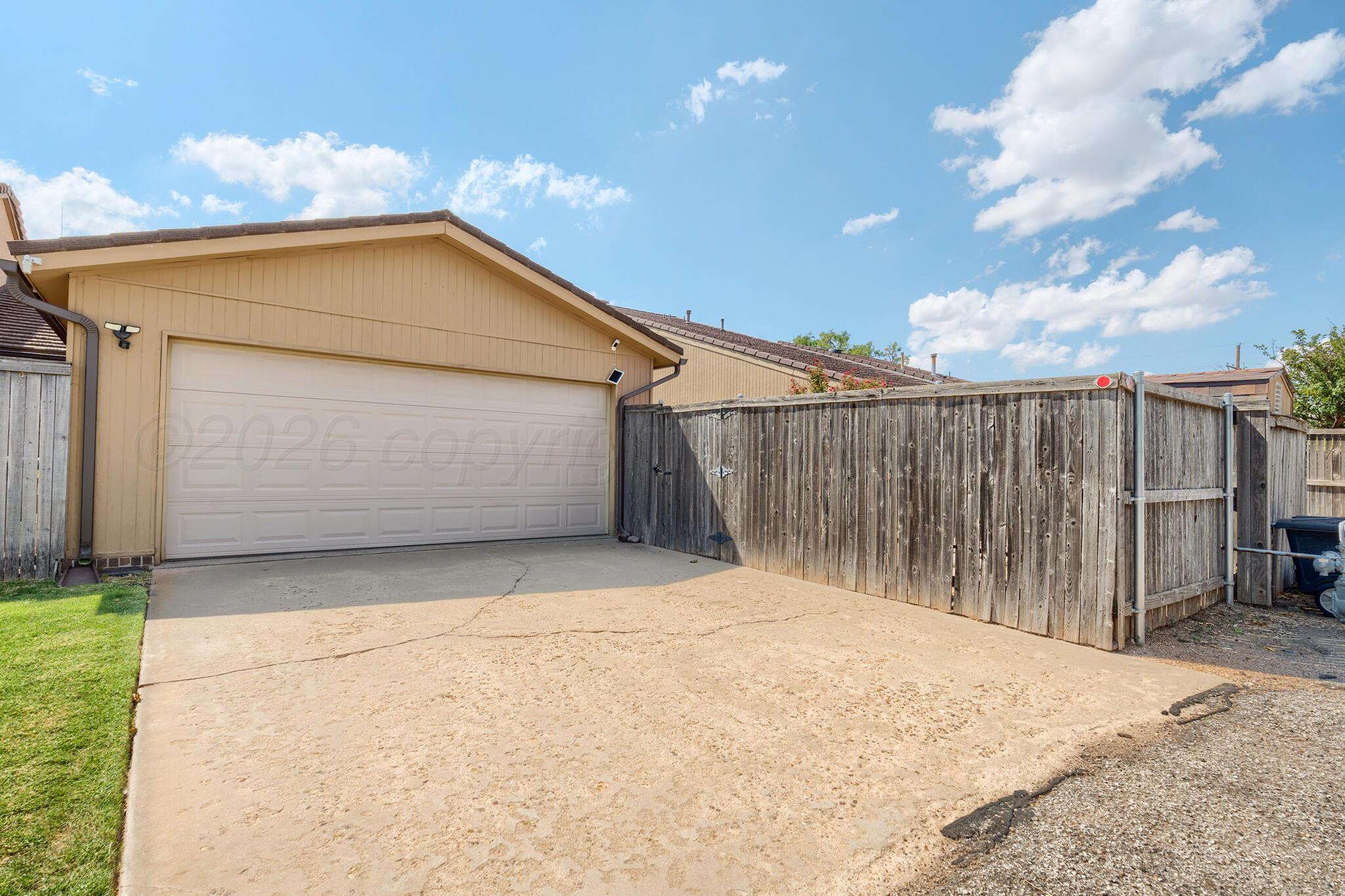 5922 Amberwood Lane Property Photo 31