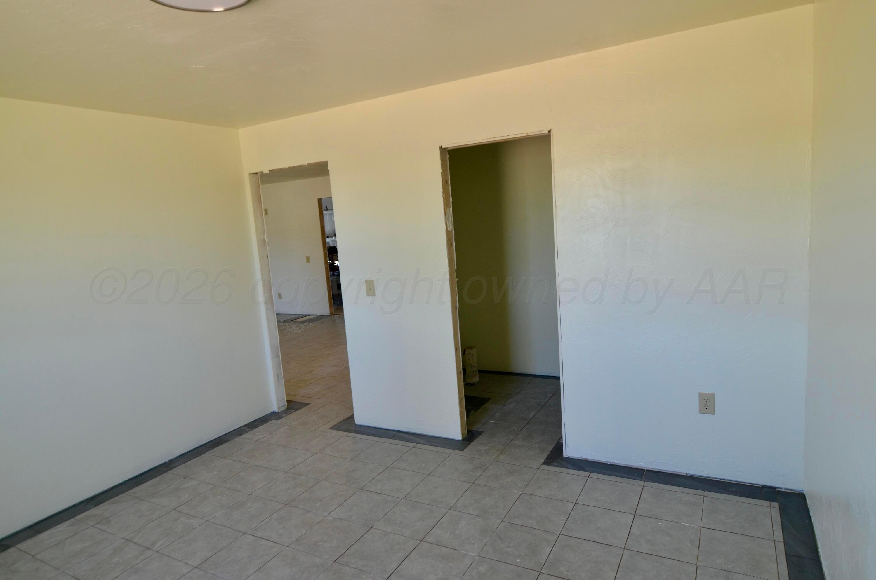 1953 S Girl Scout Road Property Photo 10