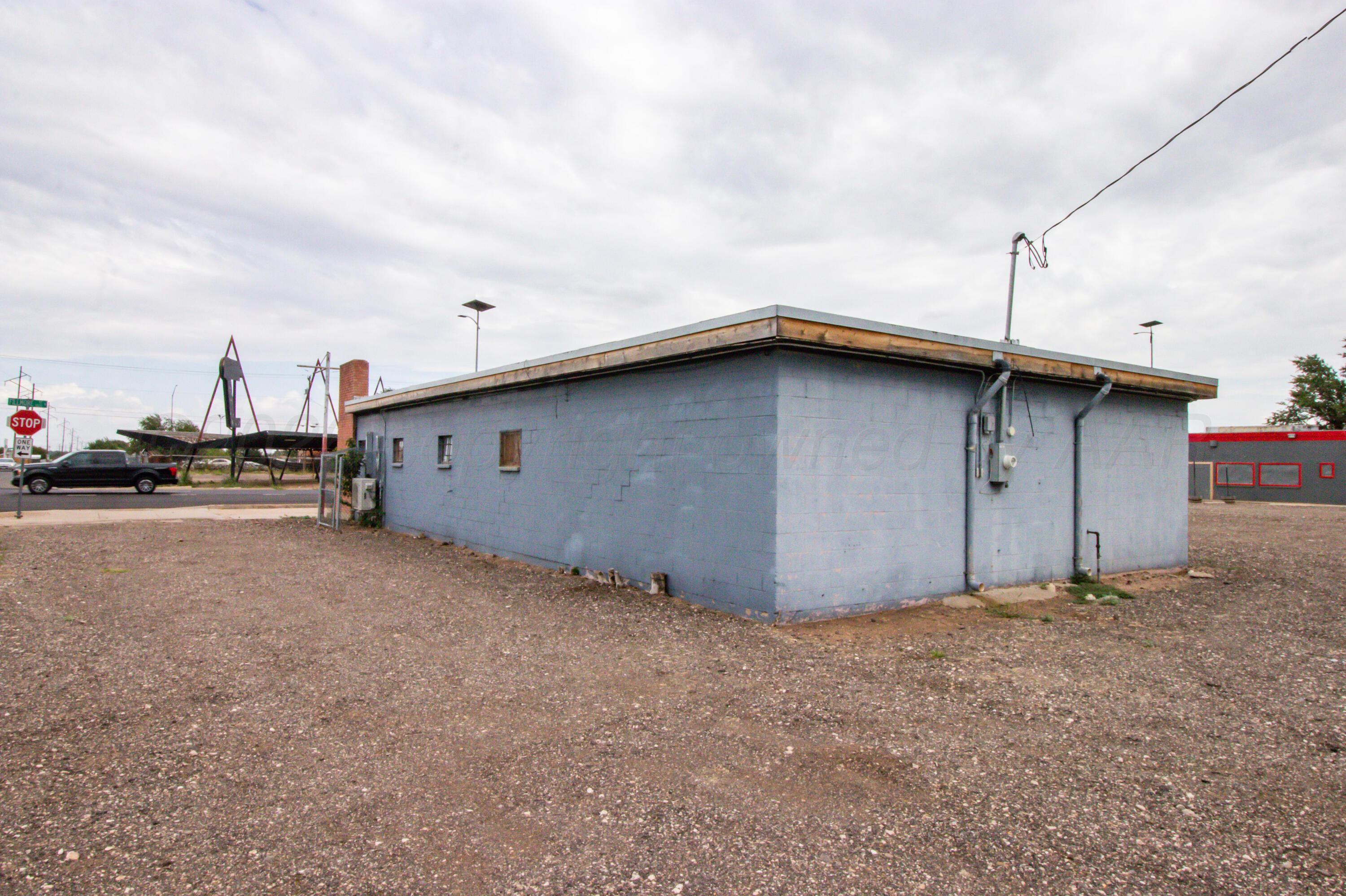 1005 N Fillmore Street Property Photo 36