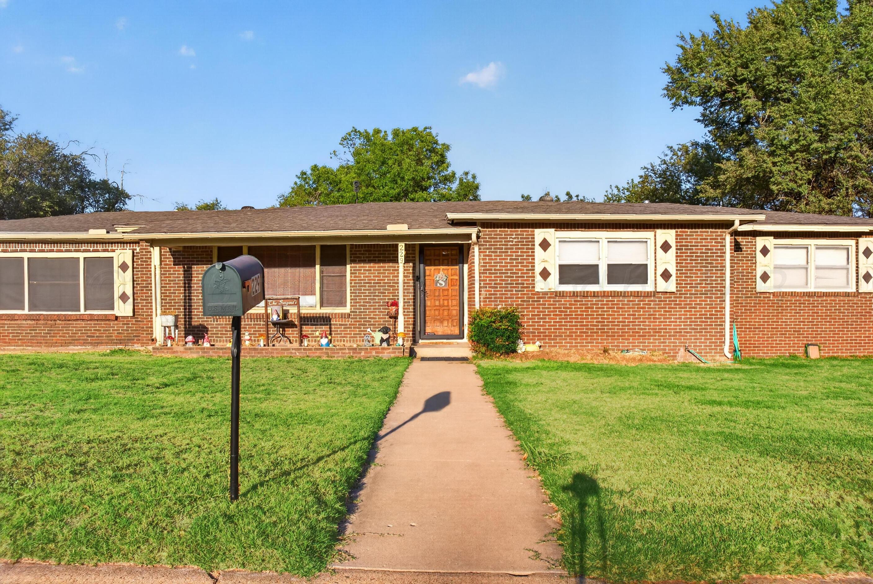 229 Garrett Street Property Photo 1