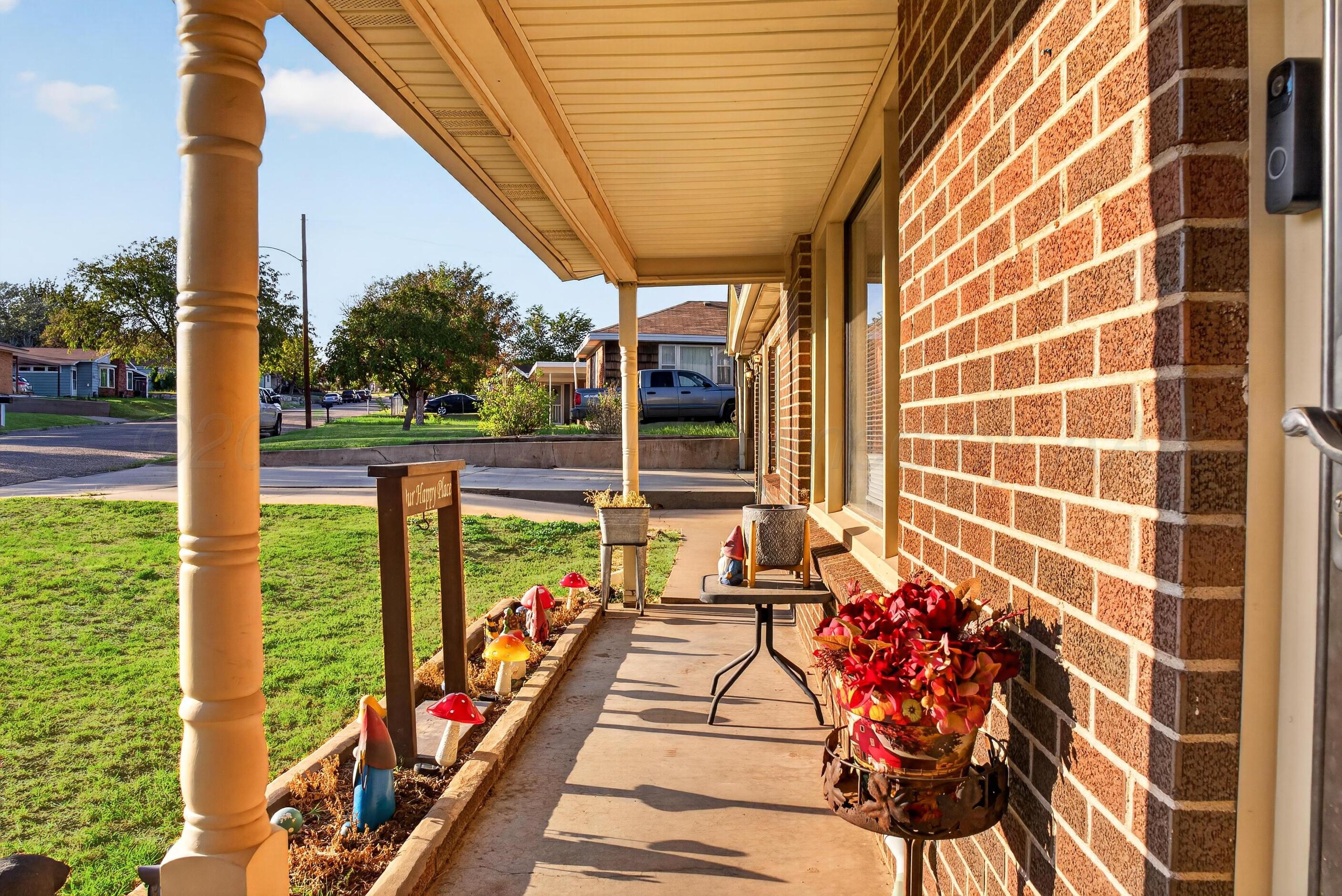 229 Garrett Street Property Photo 6