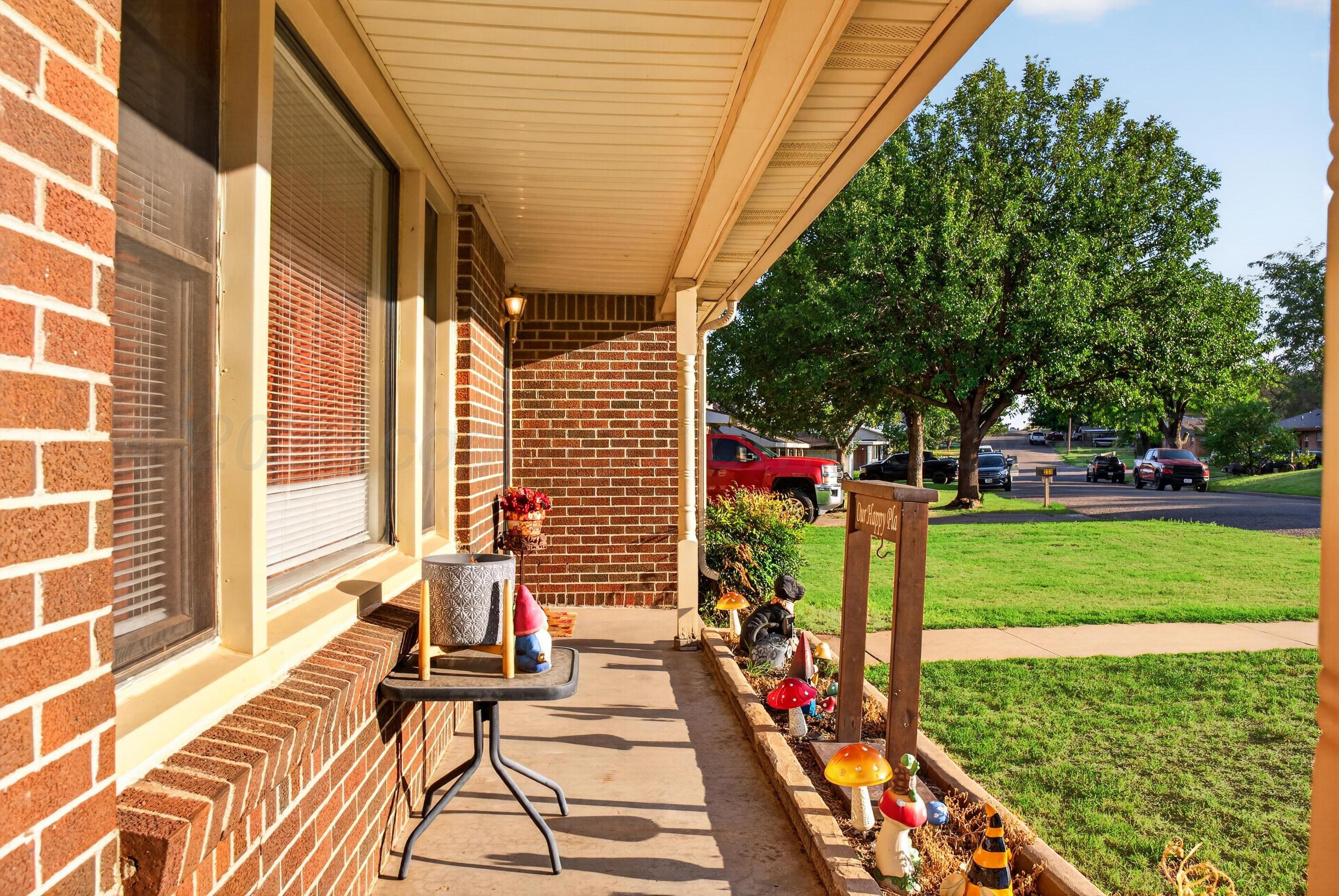 229 Garrett Street Property Photo 7