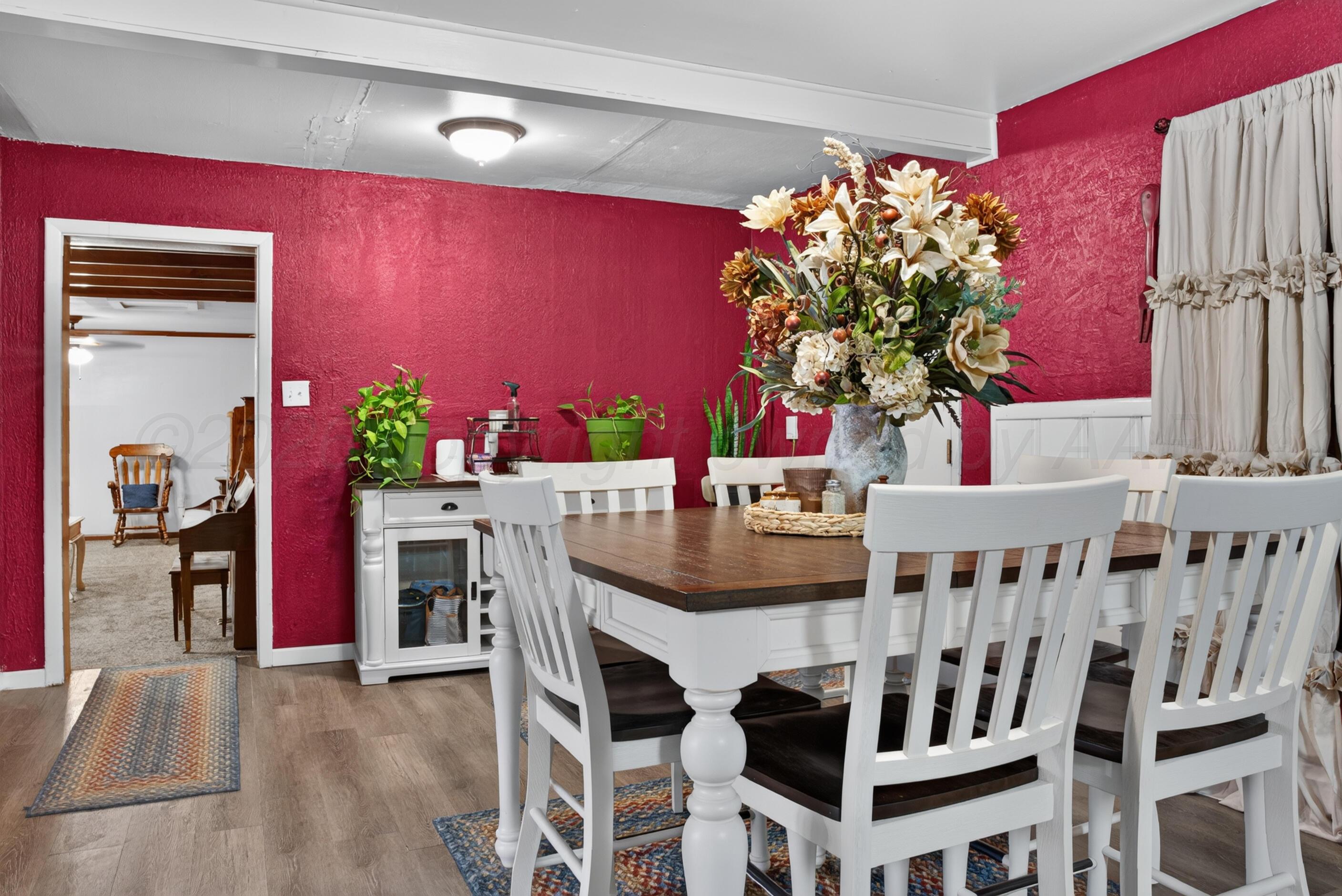 229 Garrett Street Property Photo 16