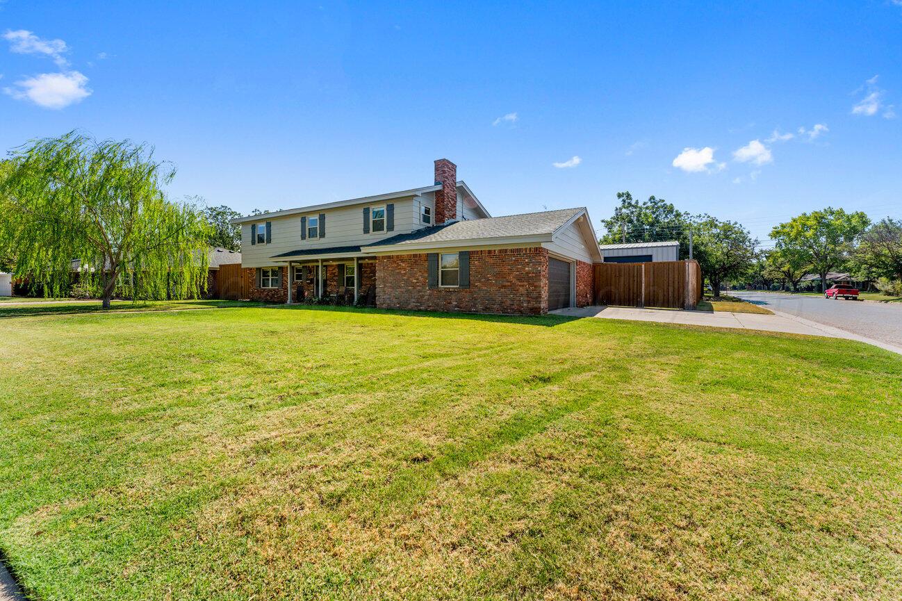 6219 Adirondack Property Photo 3