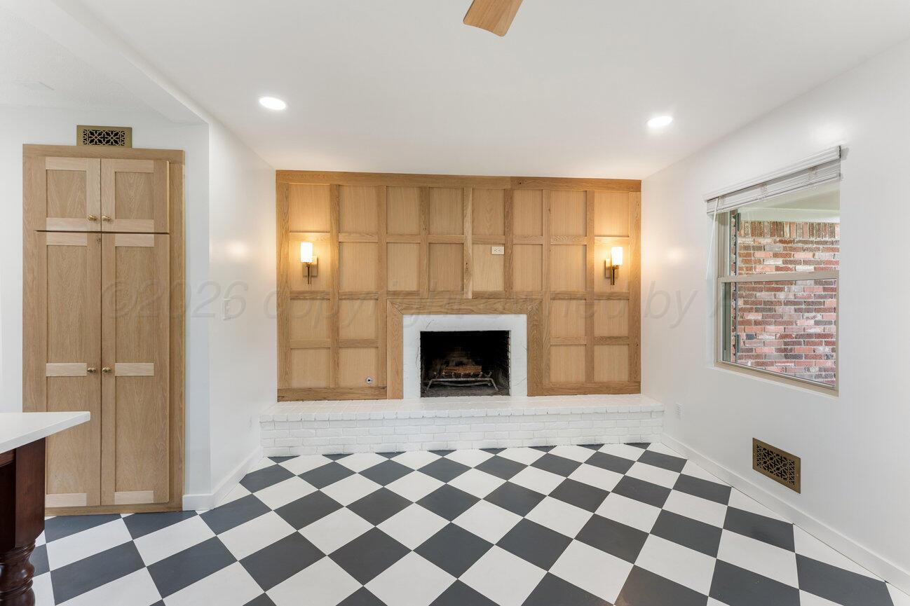 6219 Adirondack Property Photo 6