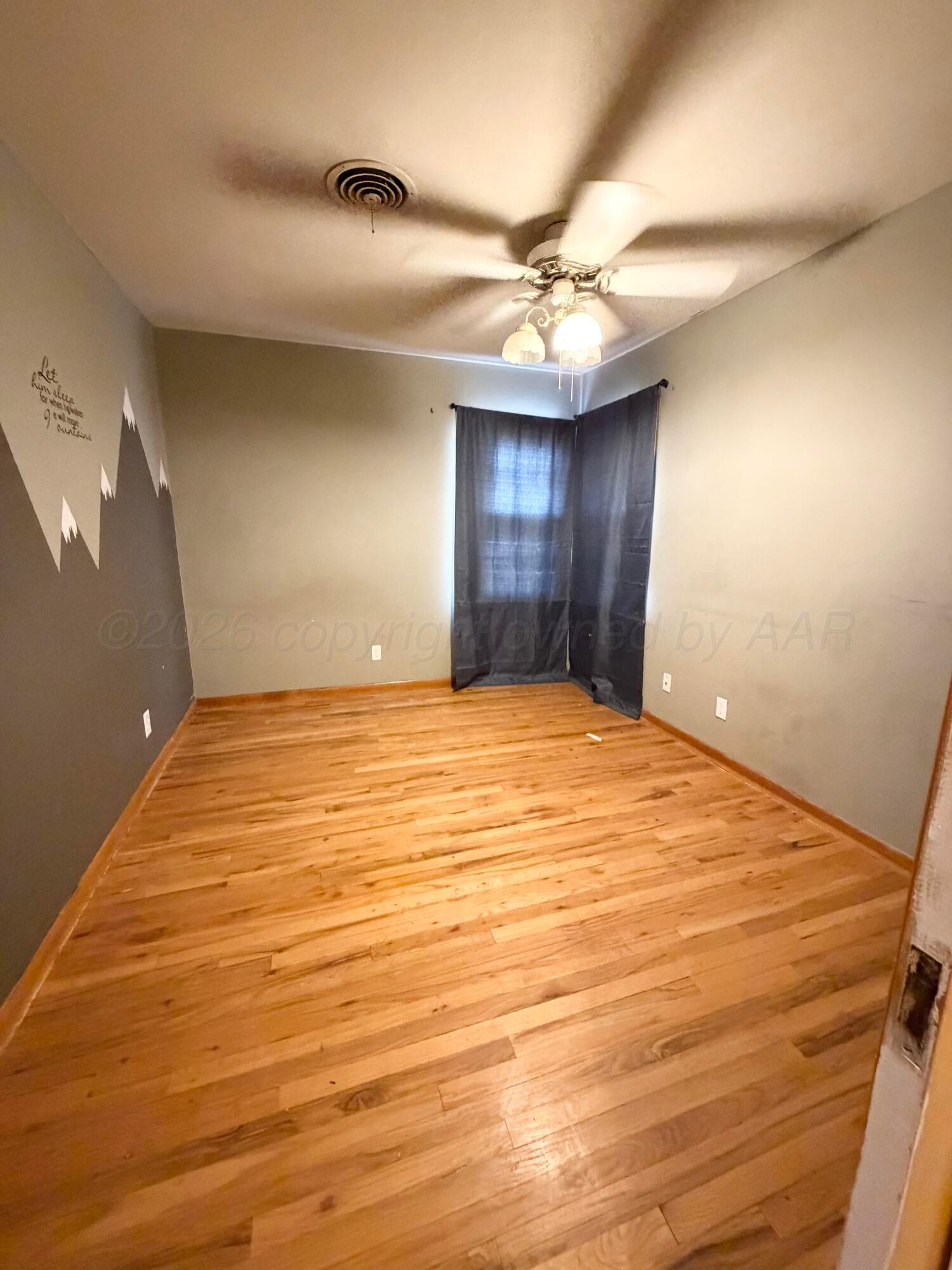 700 Avenue D Se Property Photo 15