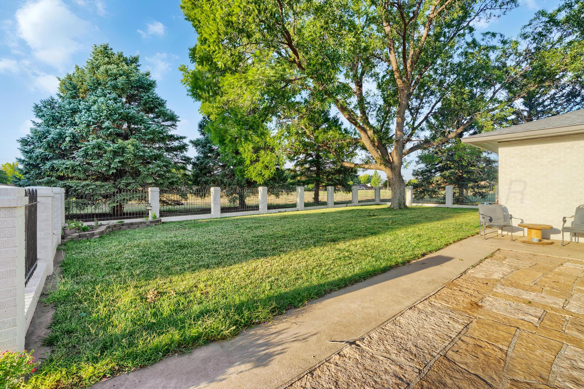 1309 E 16th Street Property Photo 5