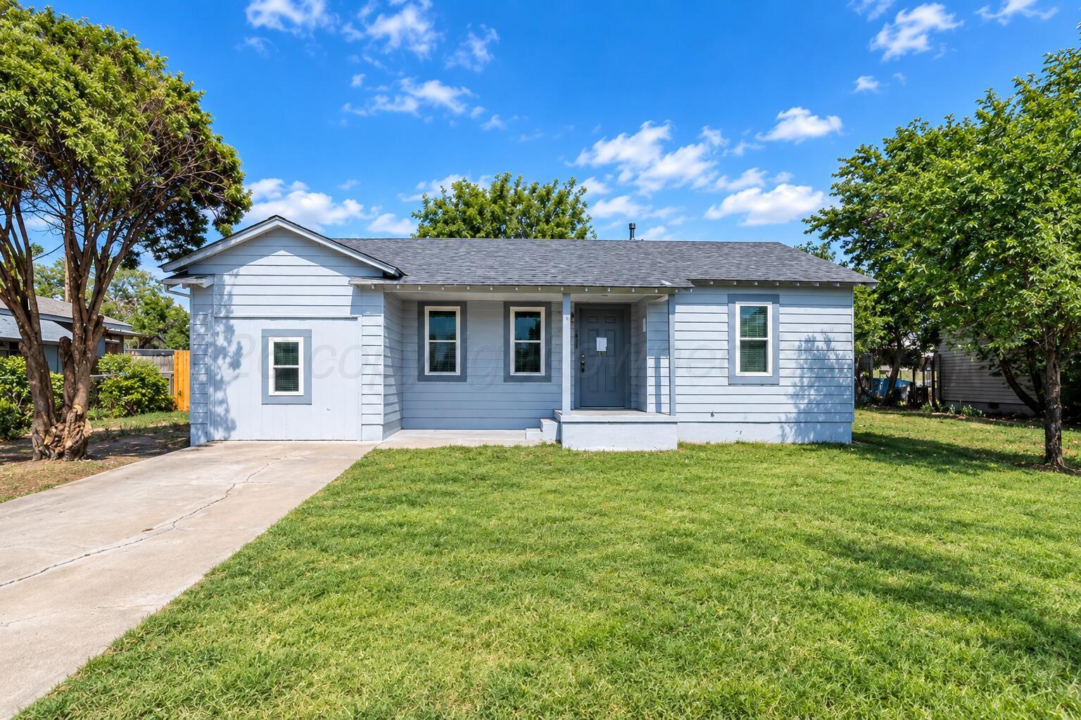1808 Magnolia Property Photo 1