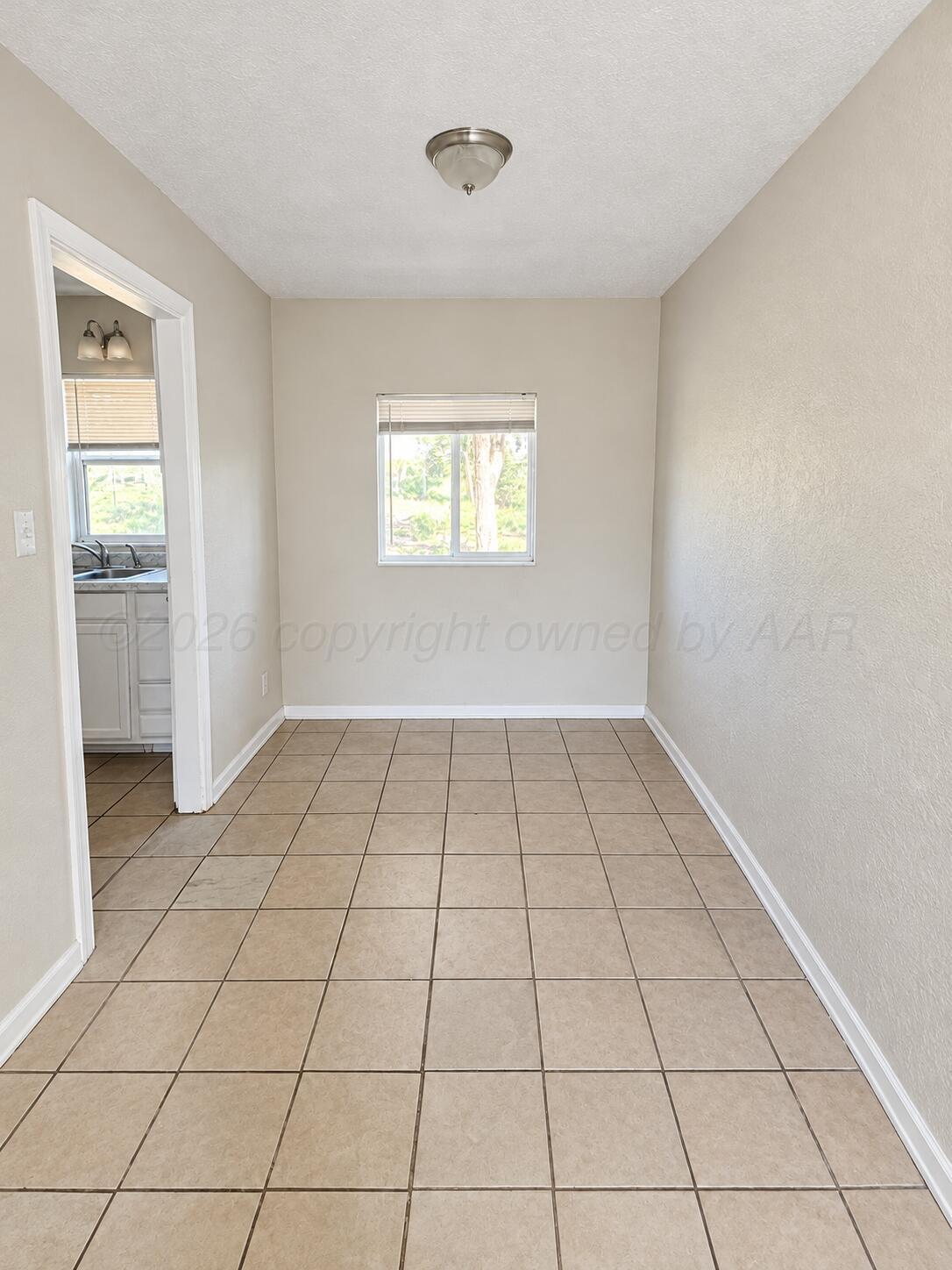 1808 Magnolia Property Photo 5