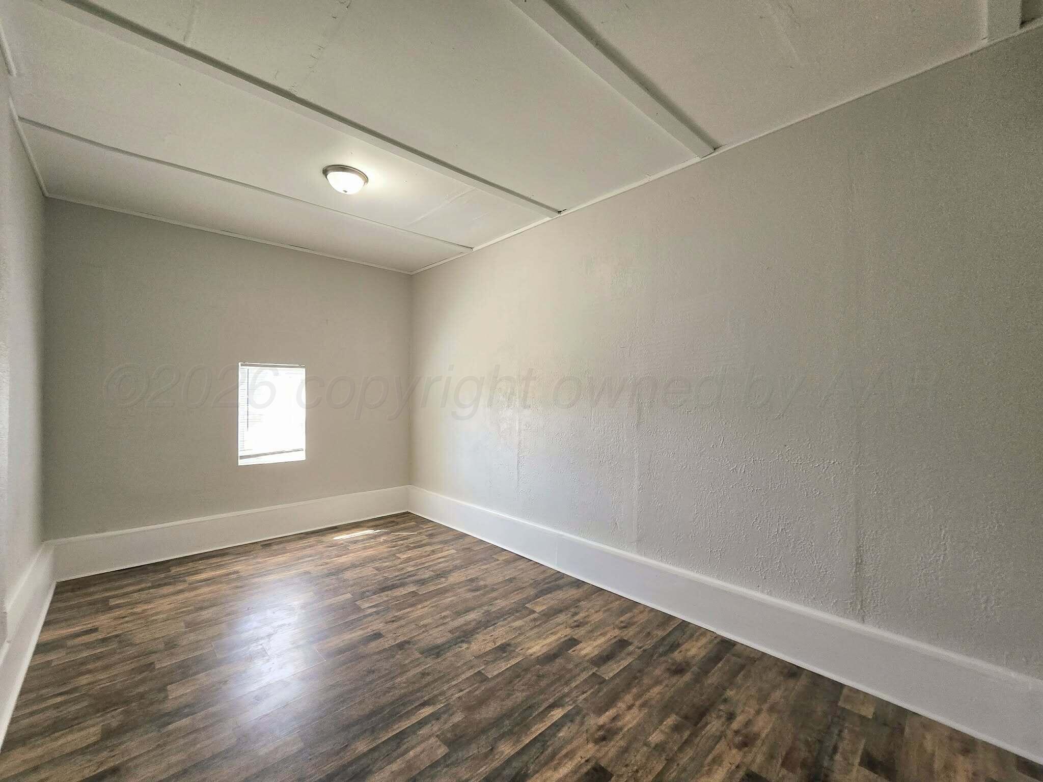 1808 Magnolia Property Photo 8