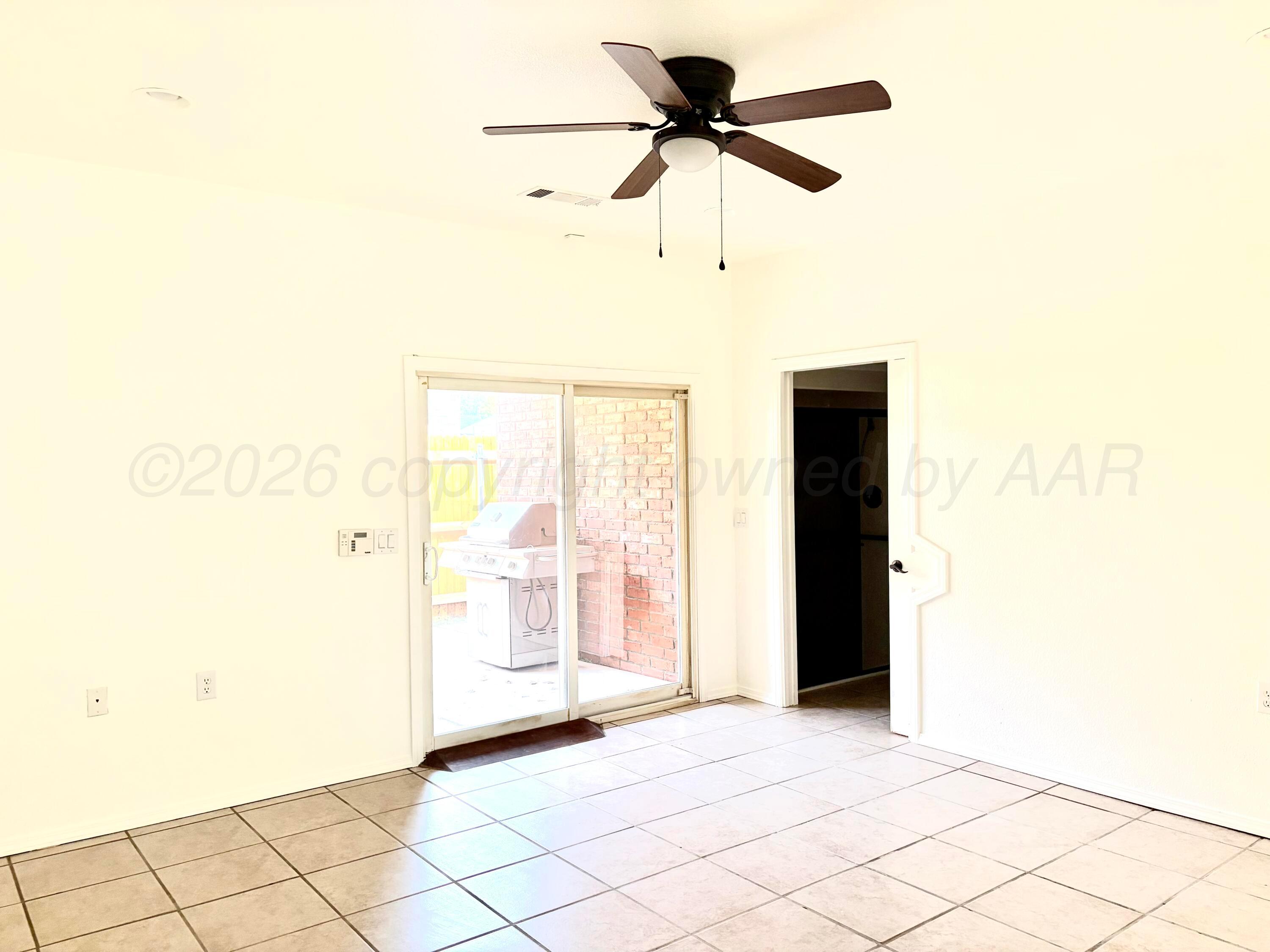 8509 Barstow Drive Property Photo 15