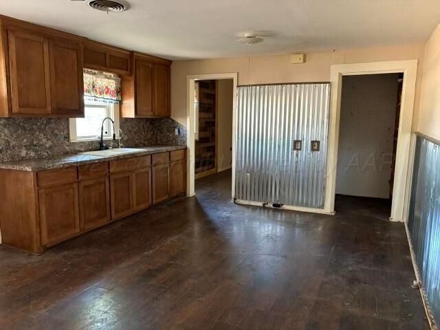 107 Anderson Property Photo 6