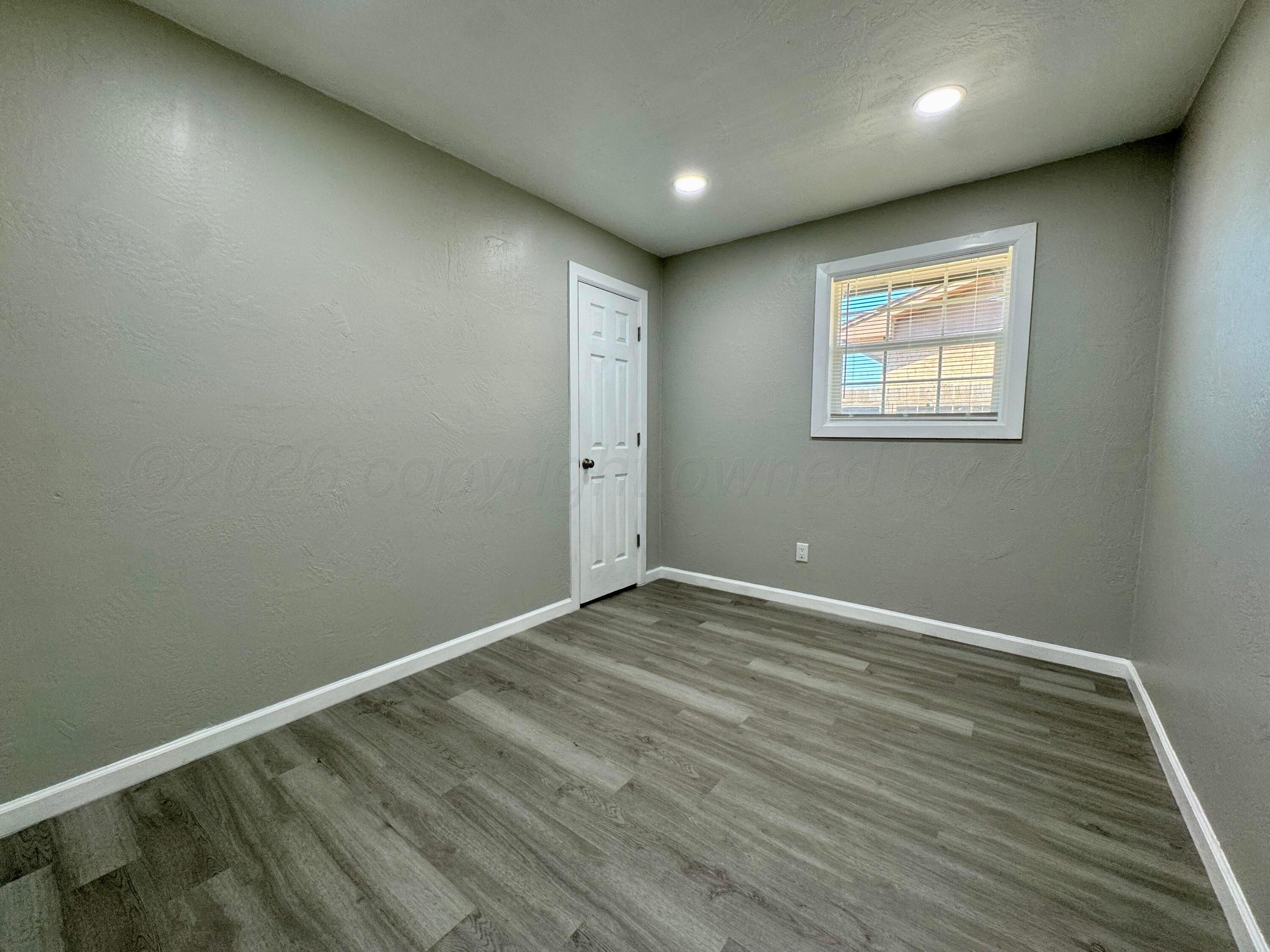 709 Cherokee Drive Property Photo 8