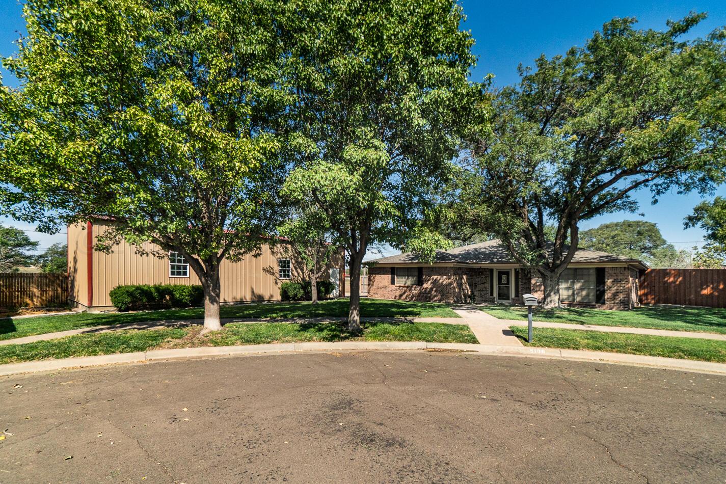 5106 Black Oak Drive Property Photo 4