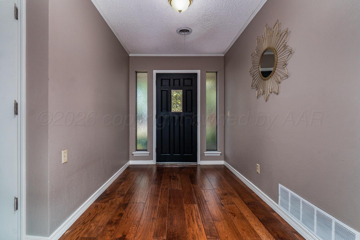 5106 Black Oak Drive Property Photo 5