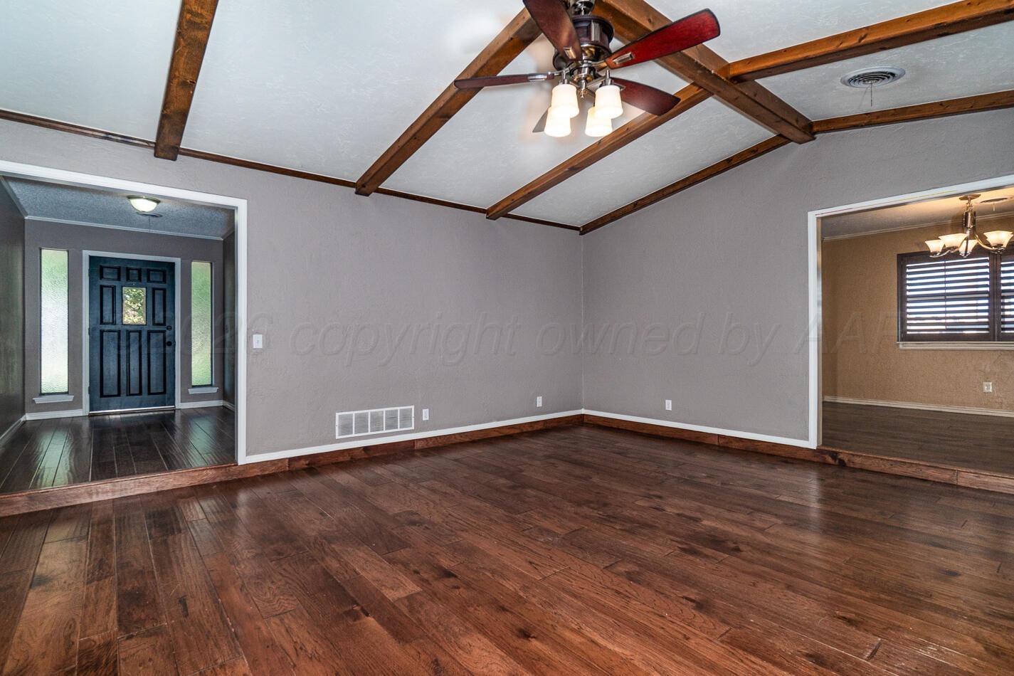 5106 Black Oak Drive Property Photo 8