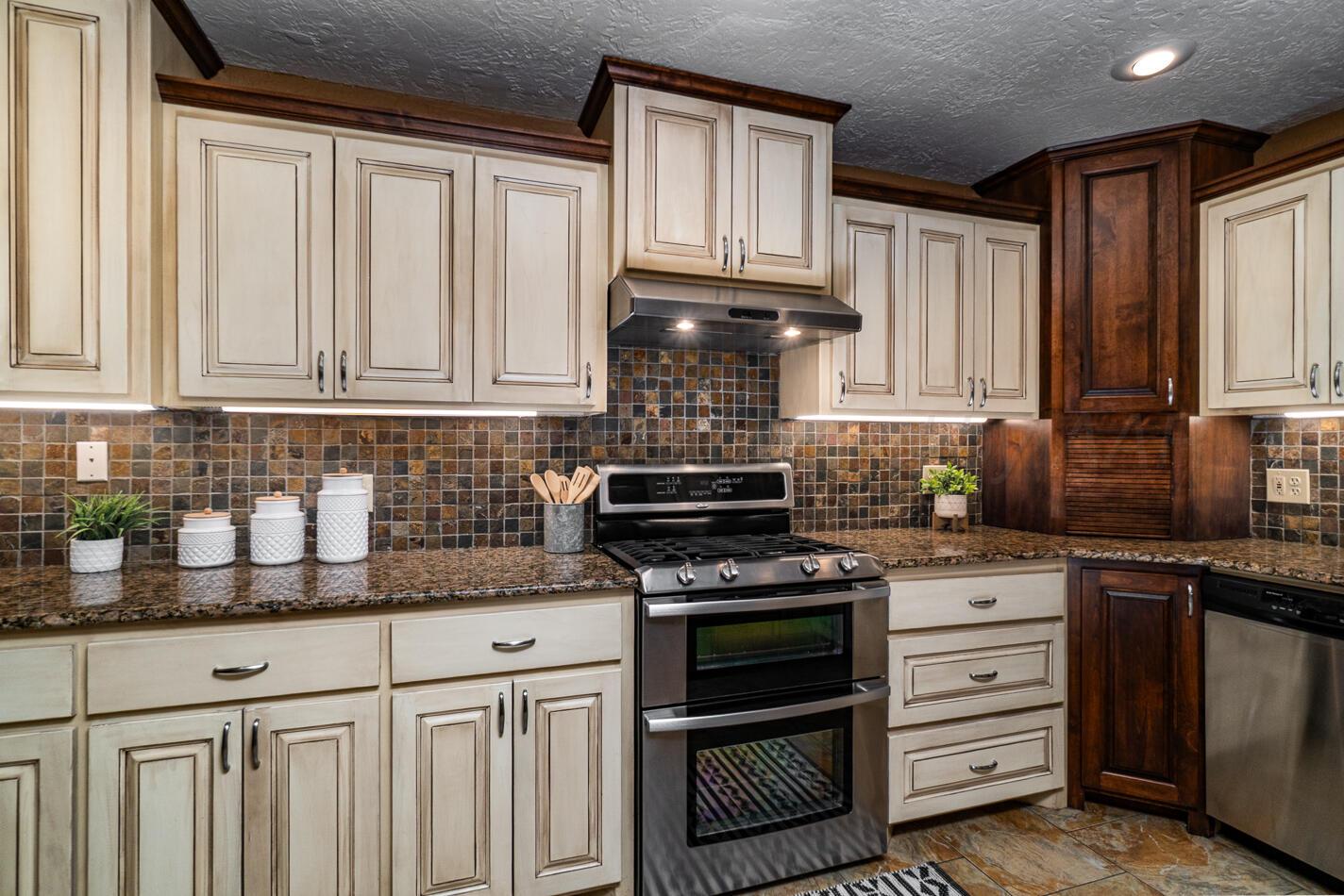 5106 Black Oak Drive Property Photo 11