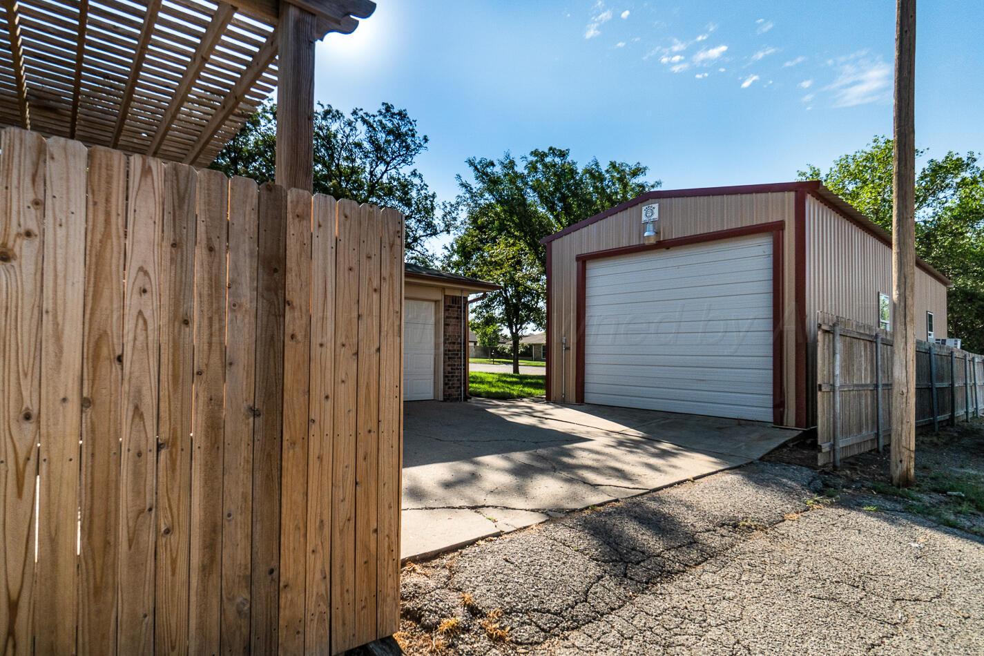 5106 Black Oak Drive Property Photo 24