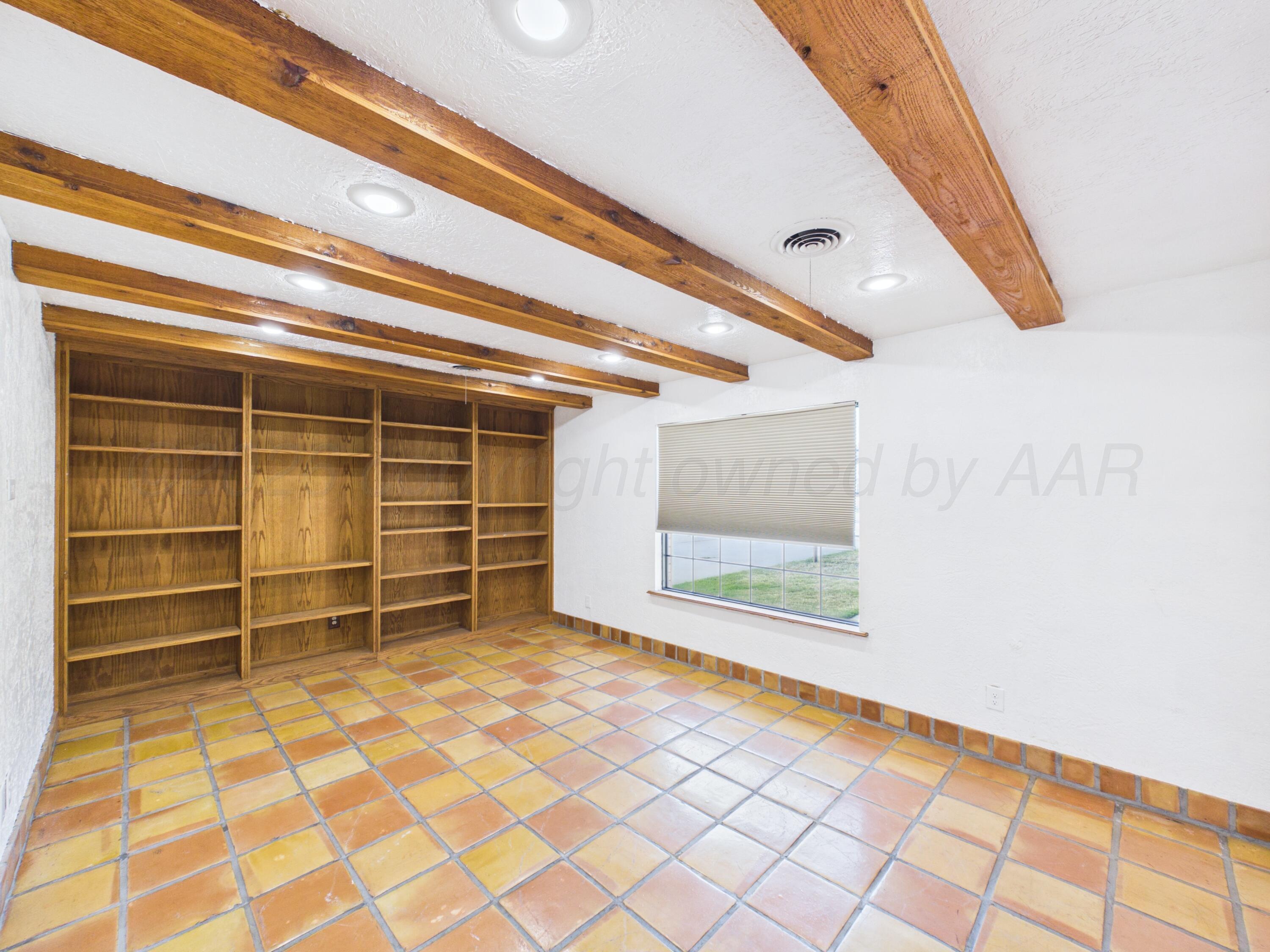 407 Mustang Street Property Photo 13