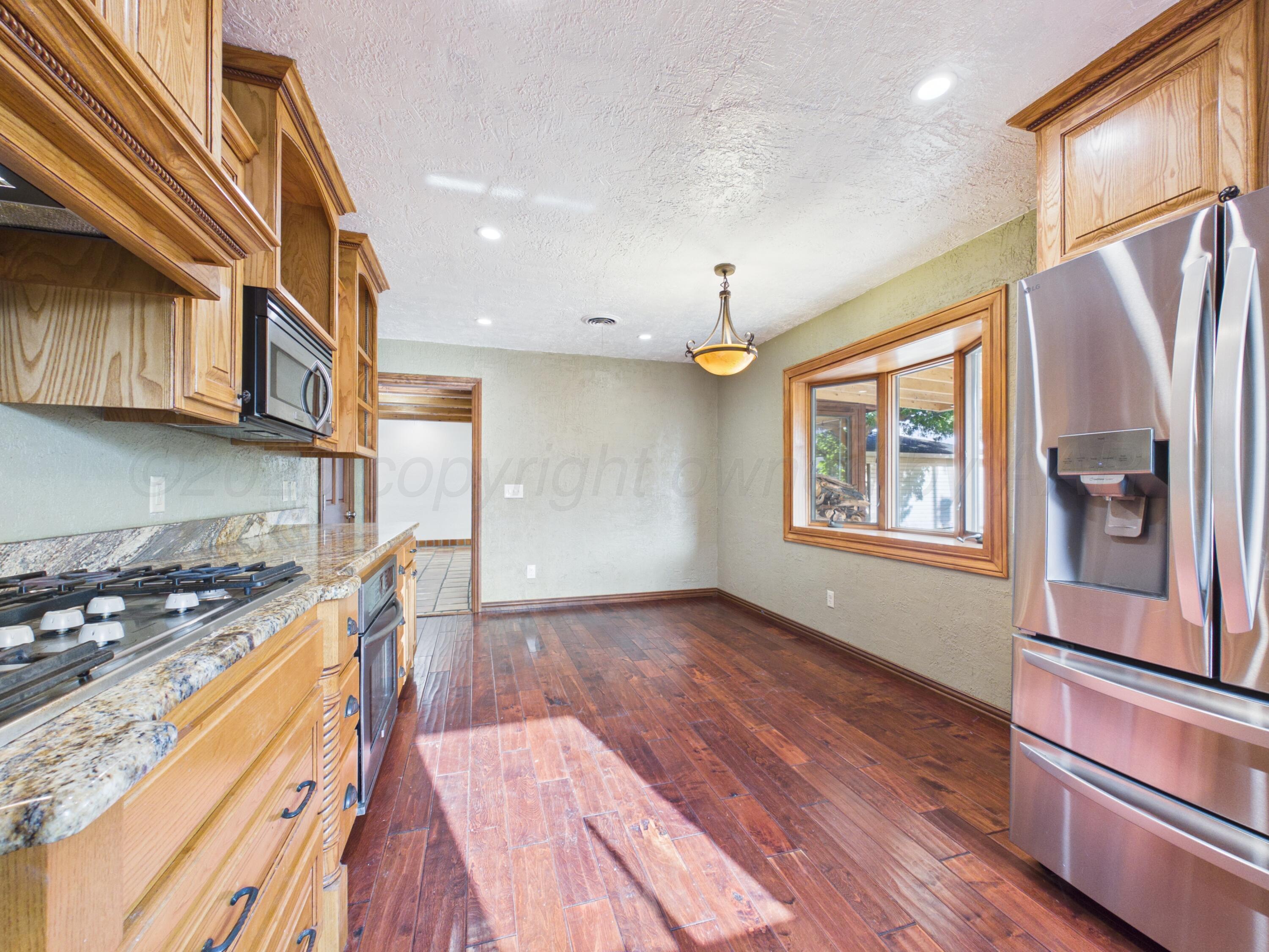 407 Mustang Street Property Photo 20