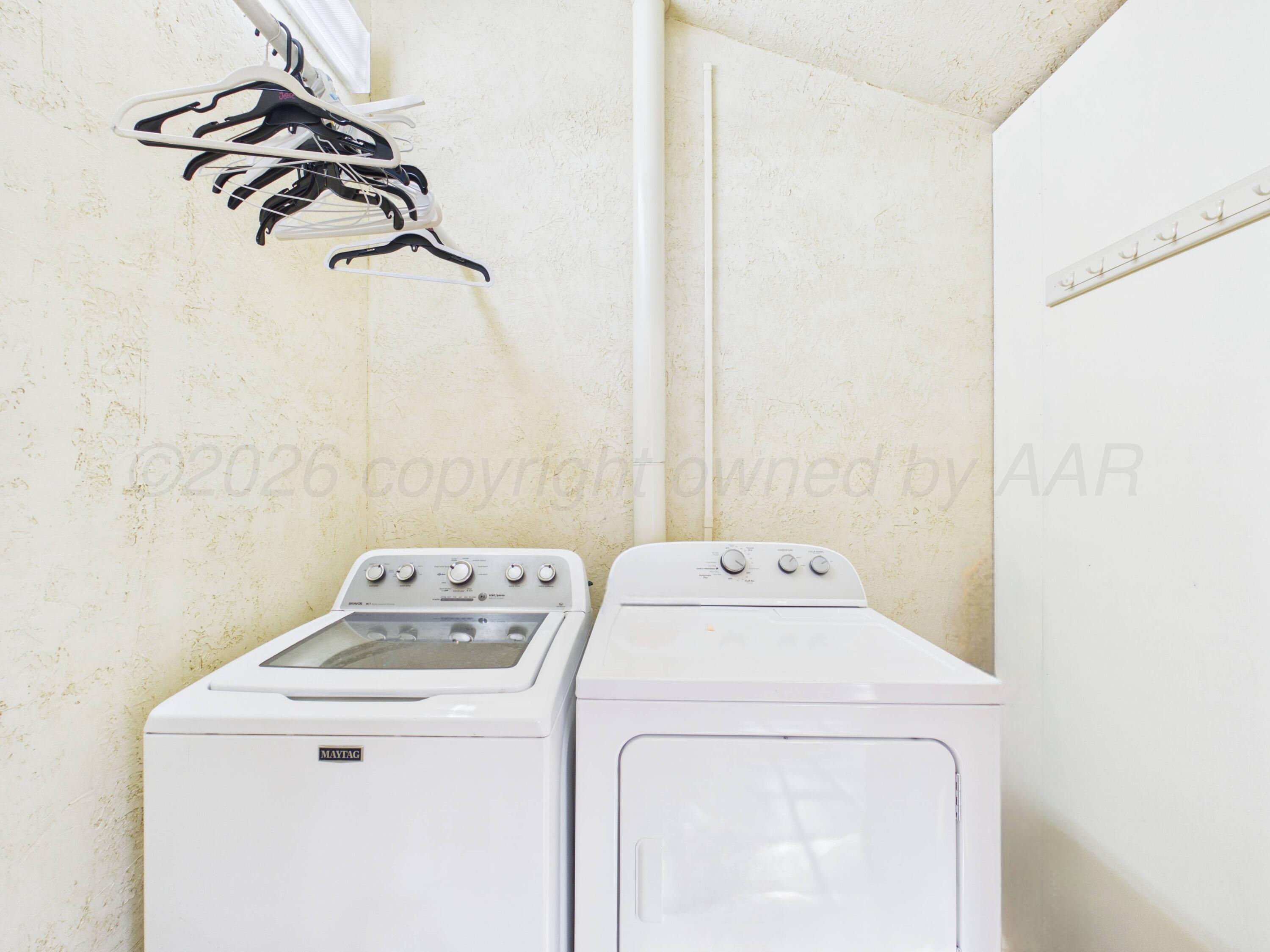 407 Mustang Street Property Photo 37