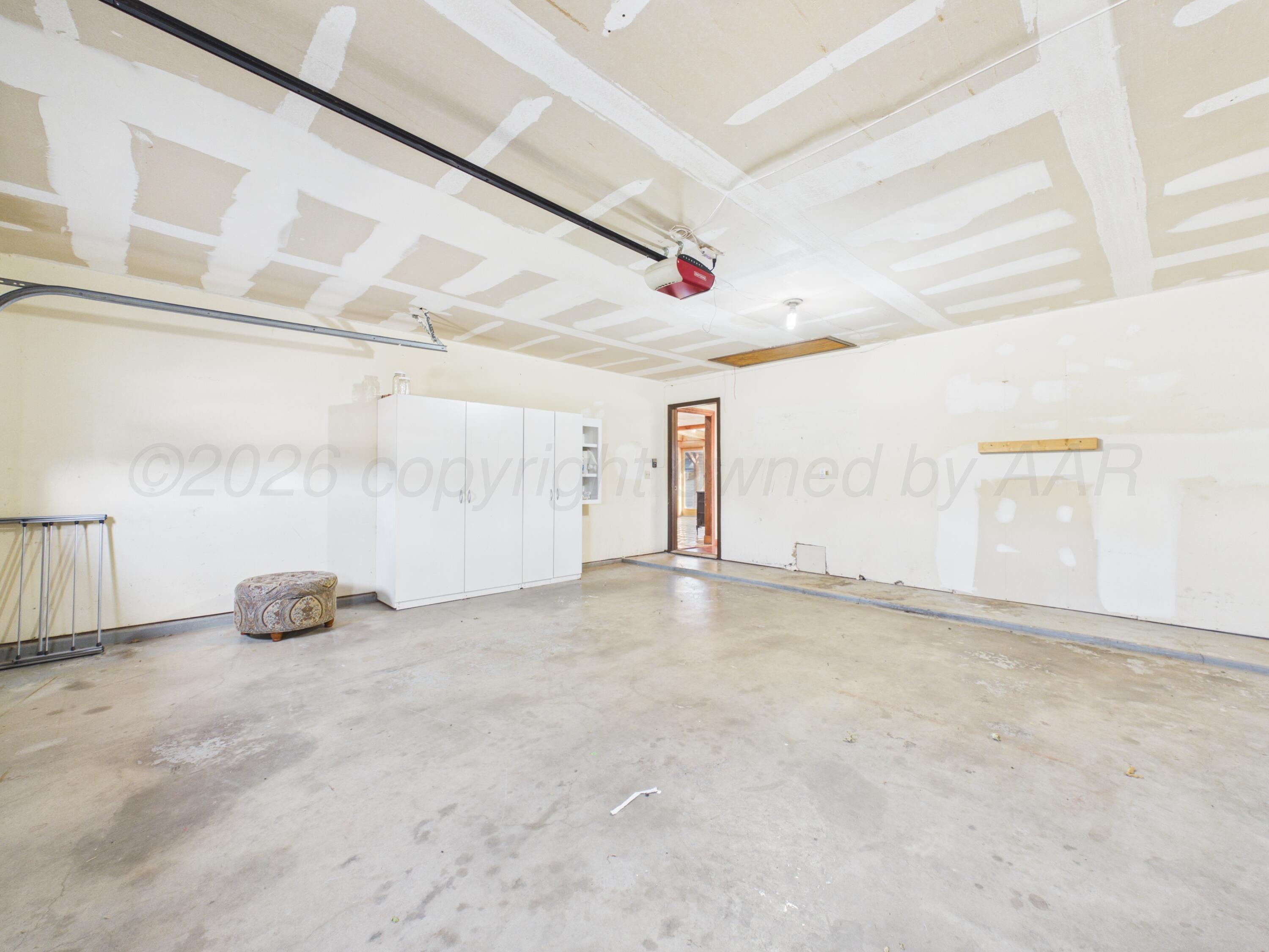 407 Mustang Street Property Photo 39