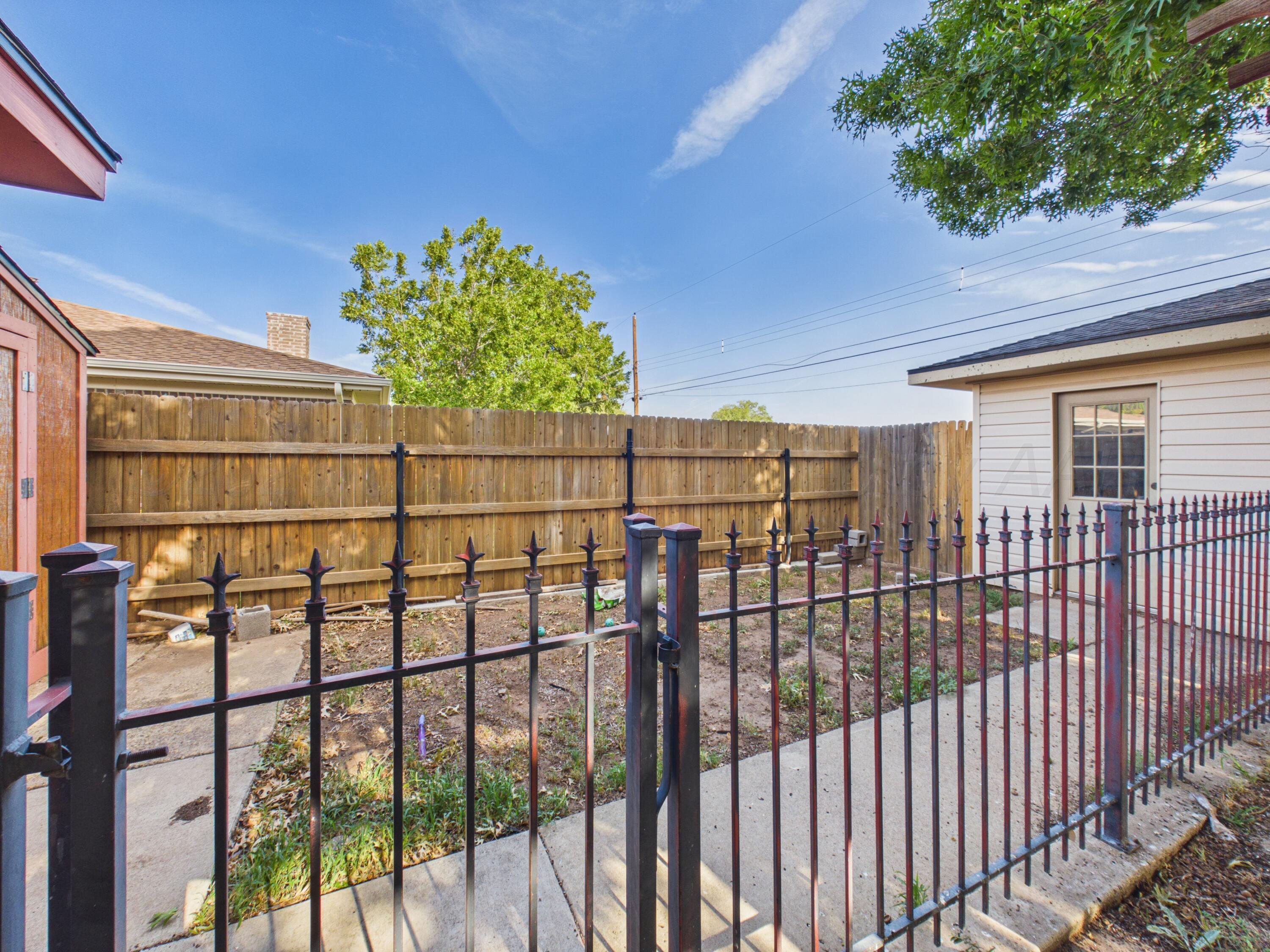 407 Mustang Street Property Photo 45