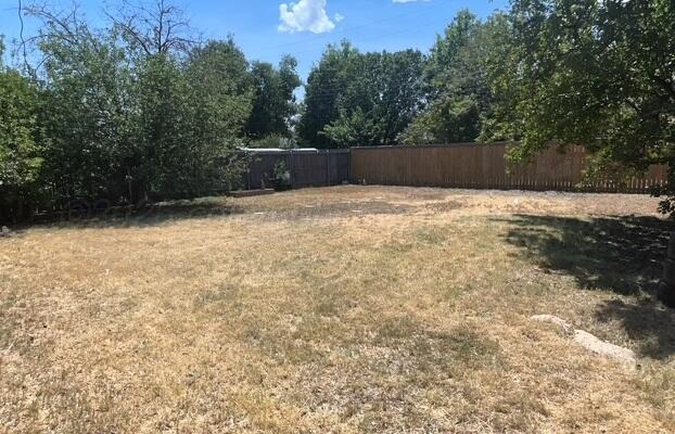 2725 James Louis Drive Property Photo 3