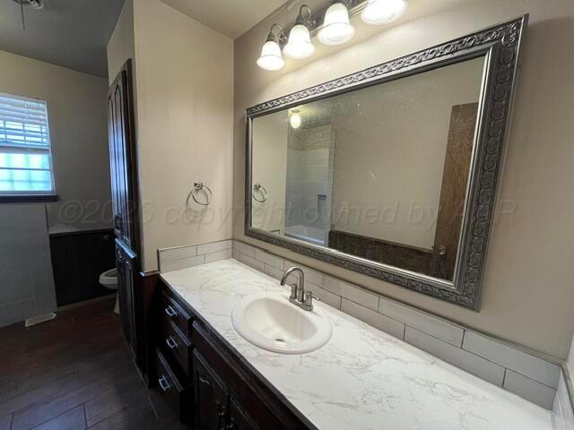 2725 James Louis Drive Property Photo 12