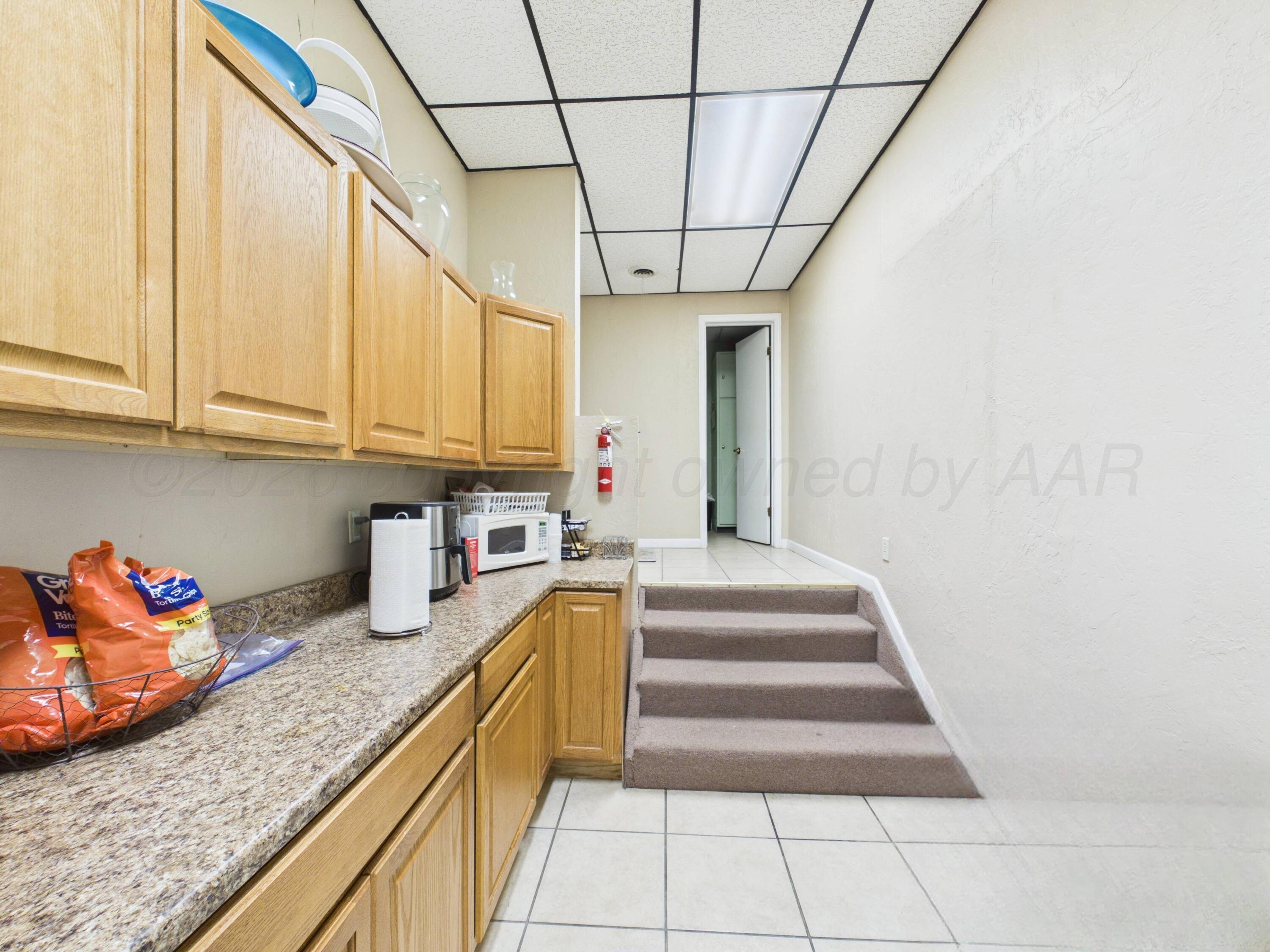 2217/2218 Perryton Parkway Property Photo 20