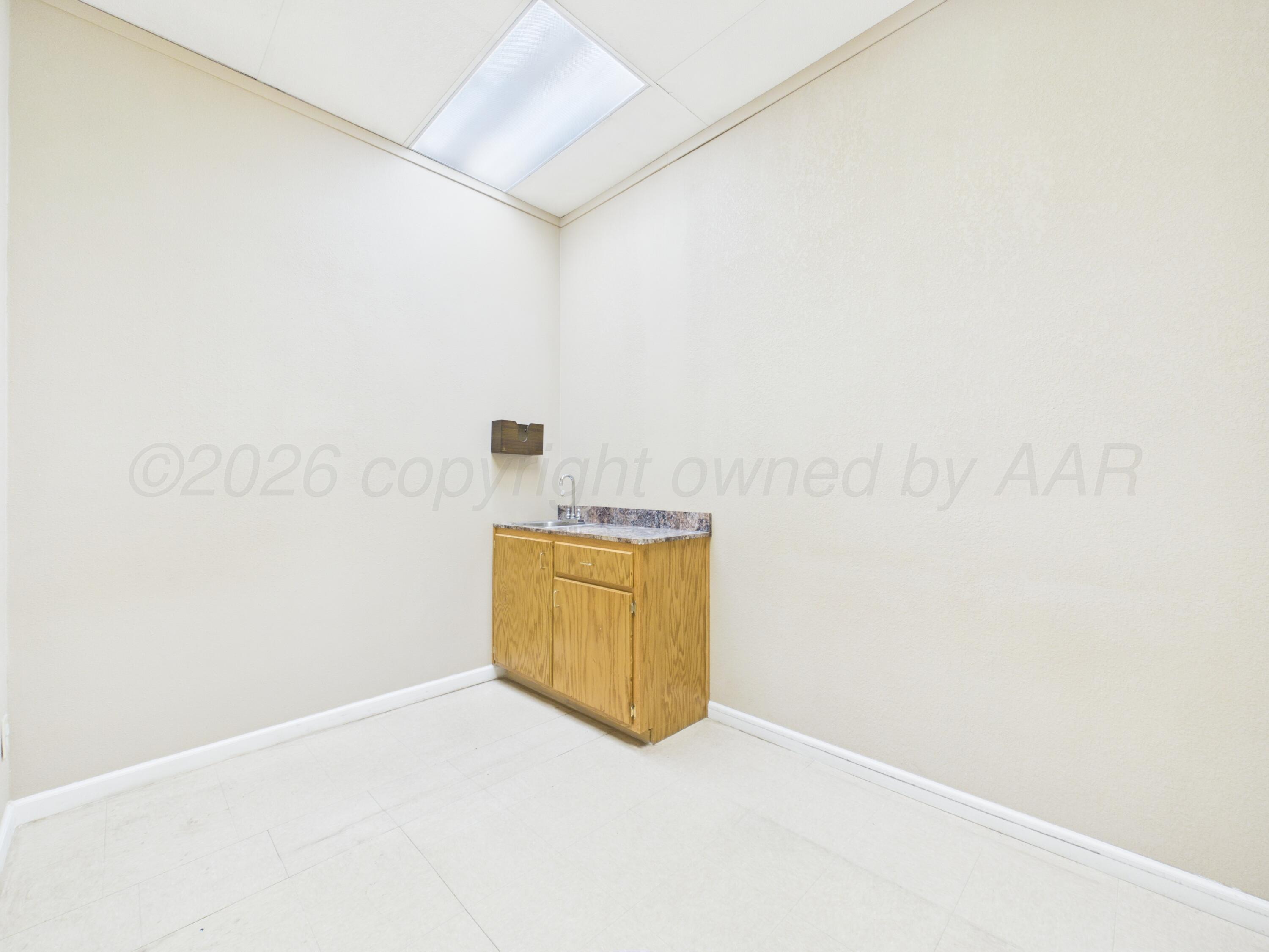 2217/2218 Perryton Parkway Property Photo 61