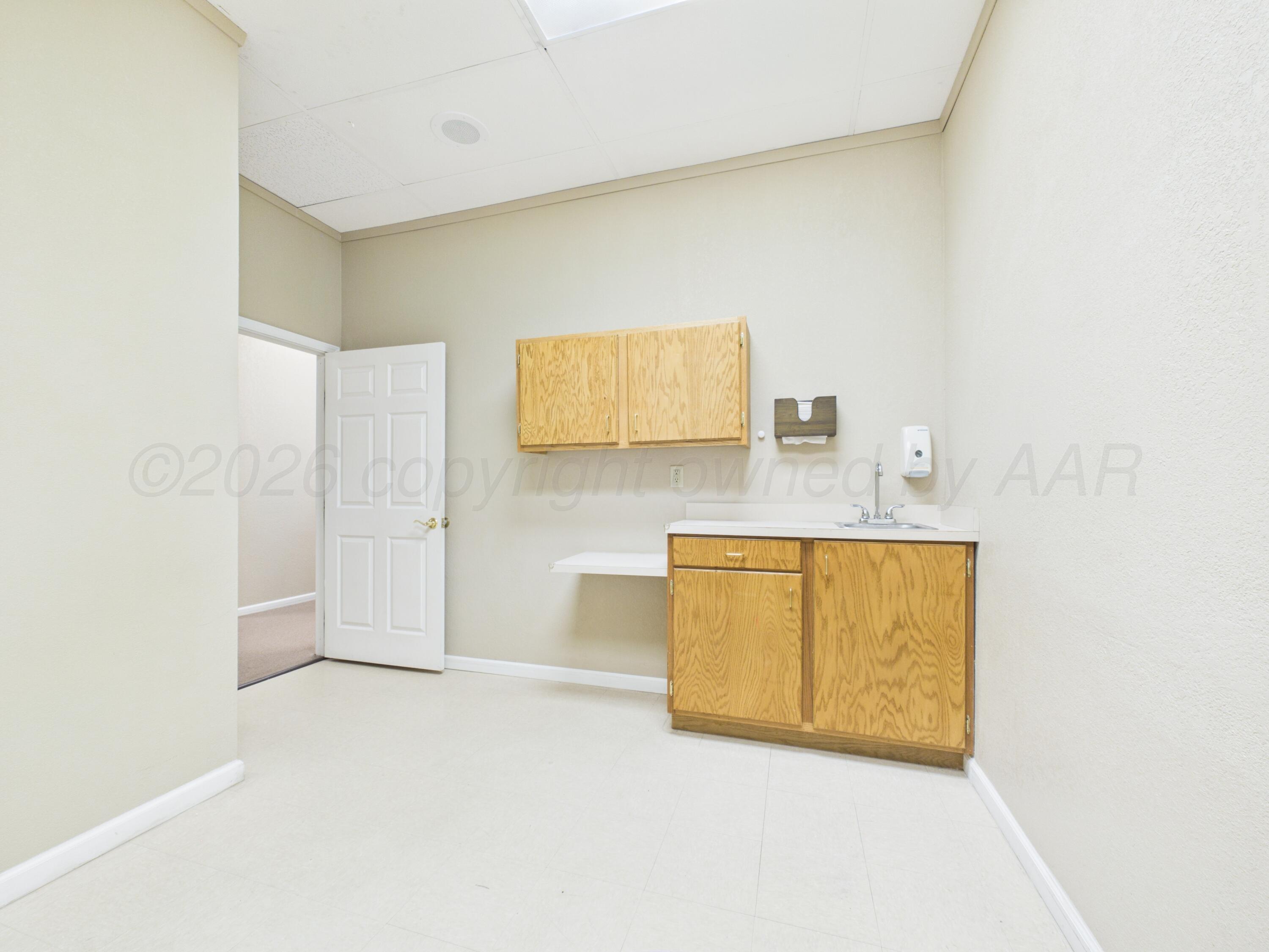 2217/2218 Perryton Parkway Property Photo 63