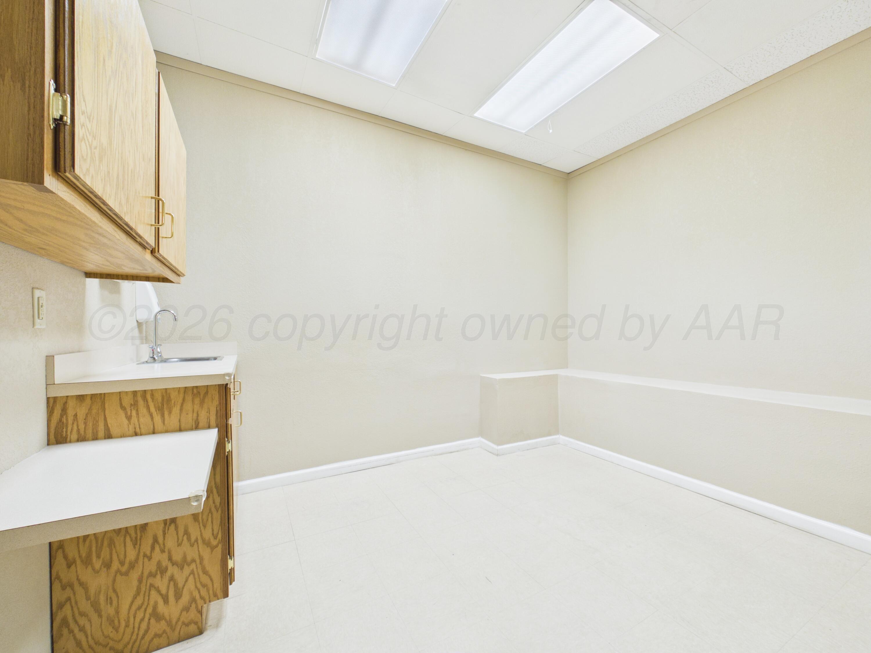2217/2218 Perryton Parkway Property Photo 64