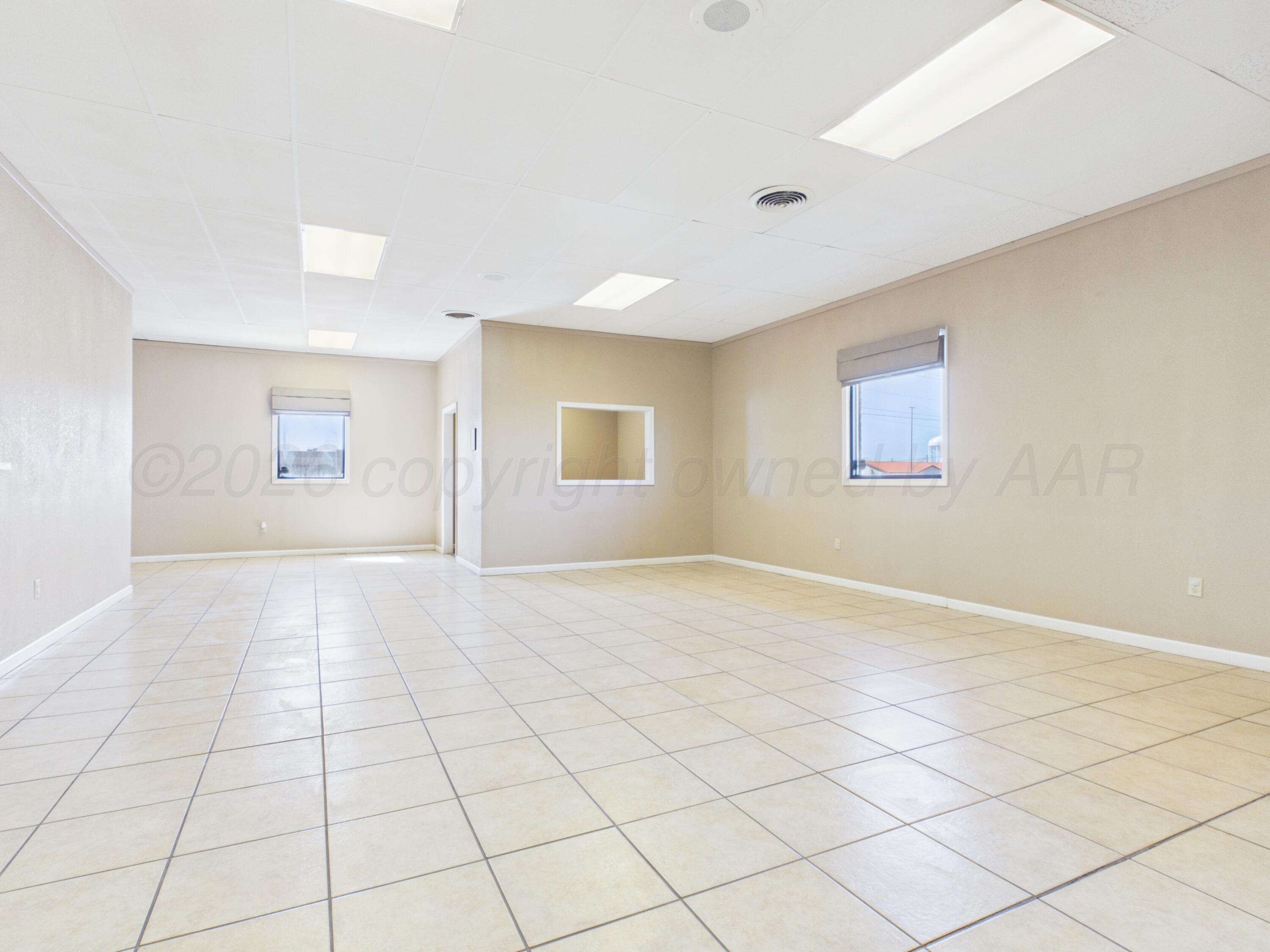 2217/2218 Perryton Parkway Property Photo 92