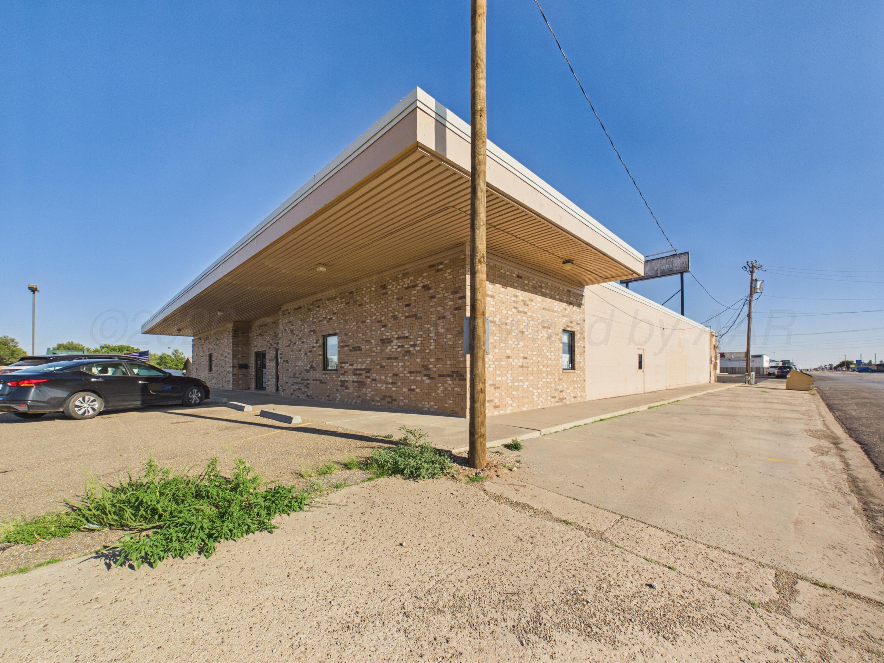 2217/2218 Perryton Parkway Property Photo 99