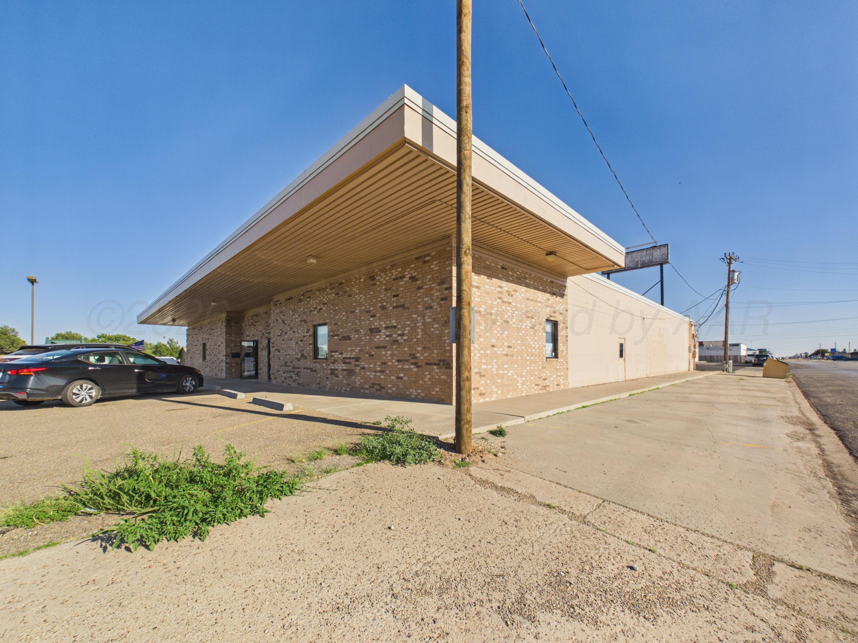 2217/2218 Perryton Parkway Property Photo 100