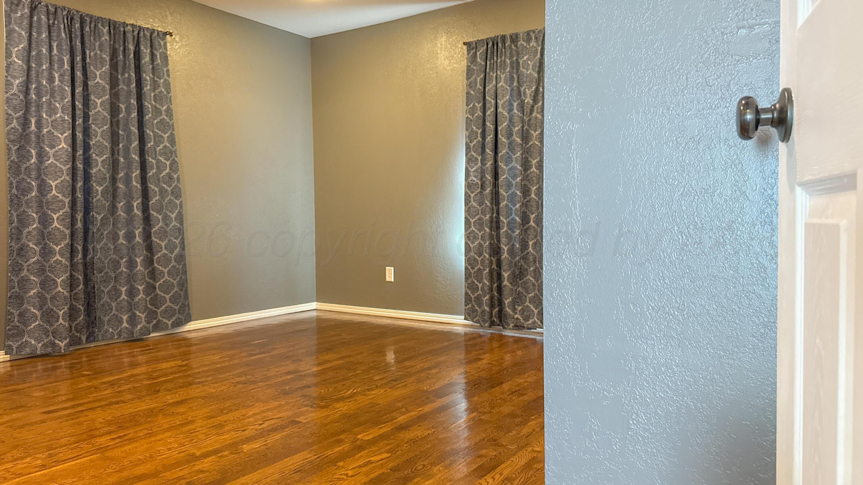 931 Elmore Street Property Photo 18