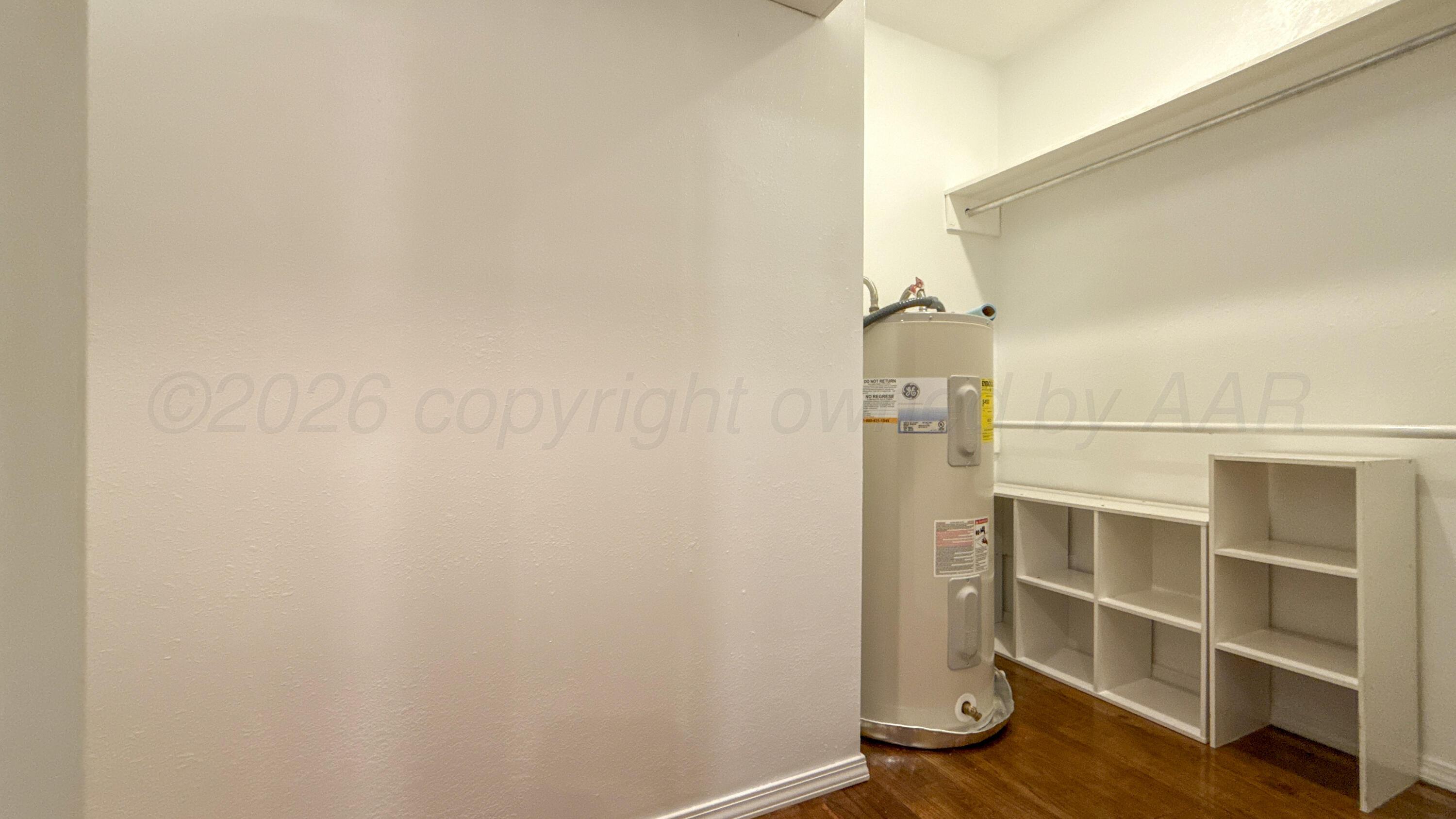 931 Elmore Street Property Photo 22