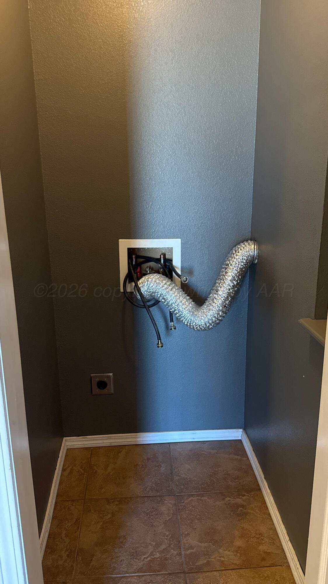 931 Elmore Street Property Photo 26