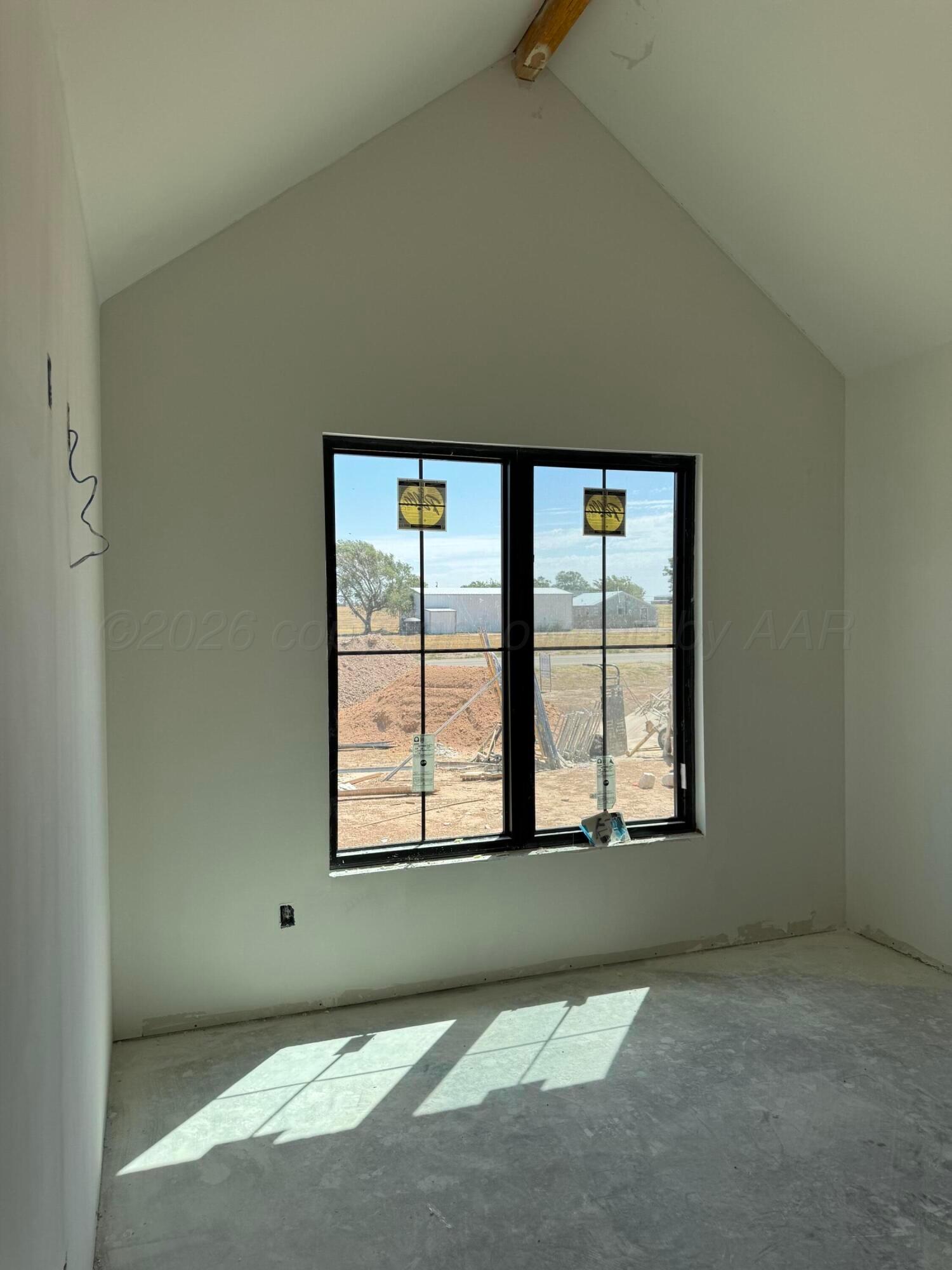 25200 High Plains Road Property Photo 10