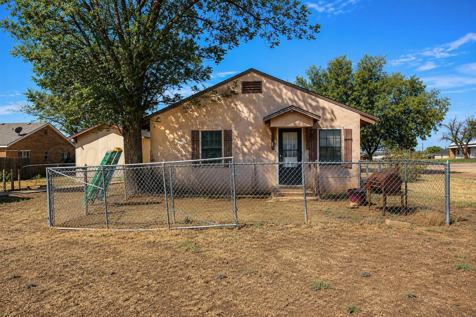 211 N 2nd Street Property Photo 5